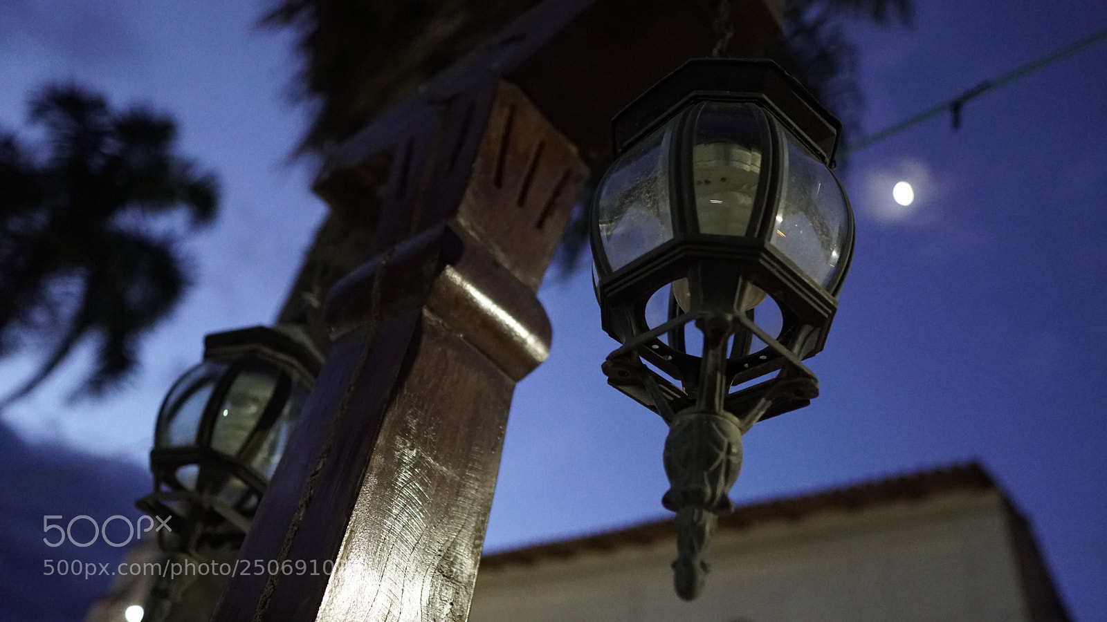 Sony a6300 sample photo. Bulb in the early photography