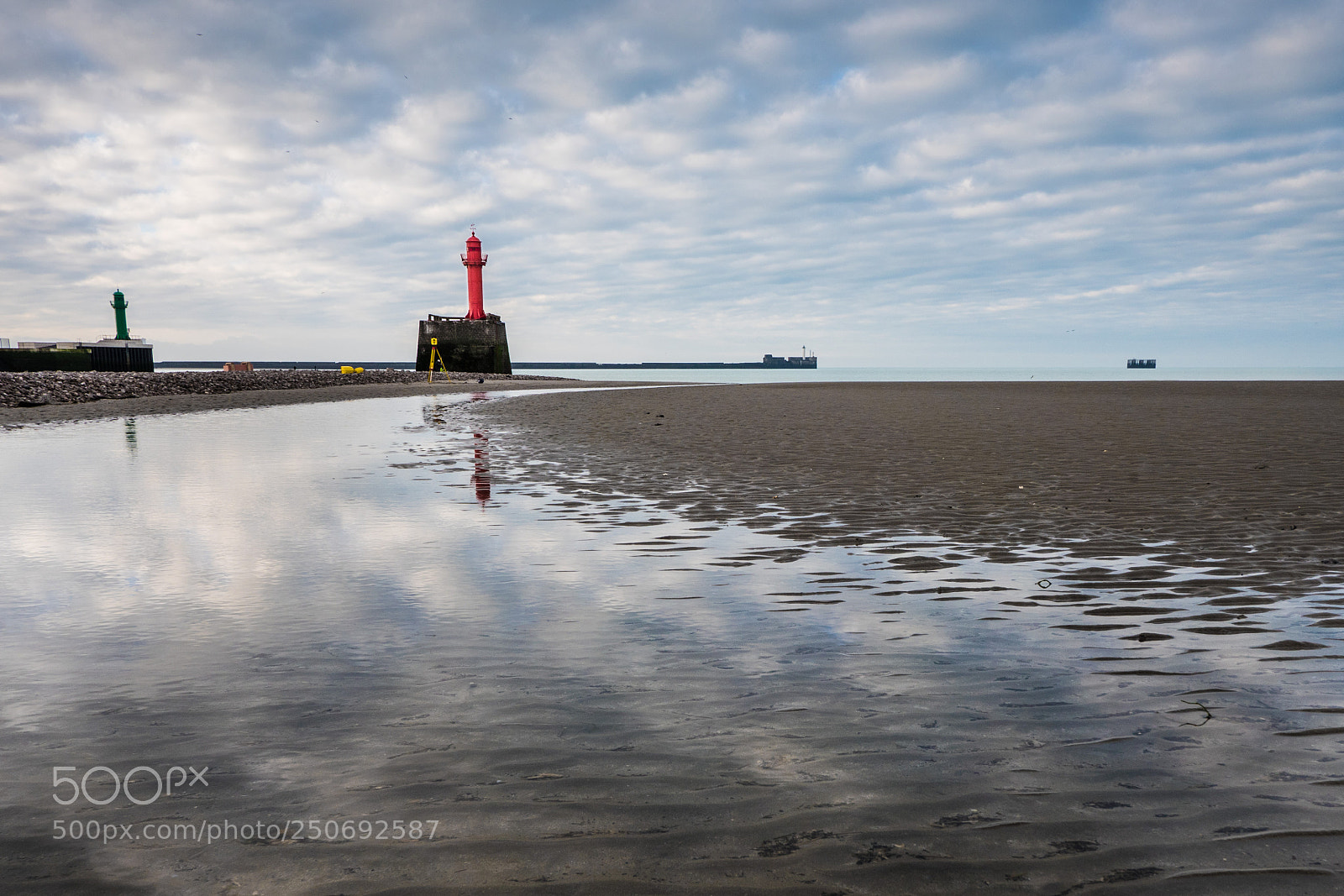 Panasonic Lumix DMC-GX8 sample photo. Boulogne harbour entrance photography