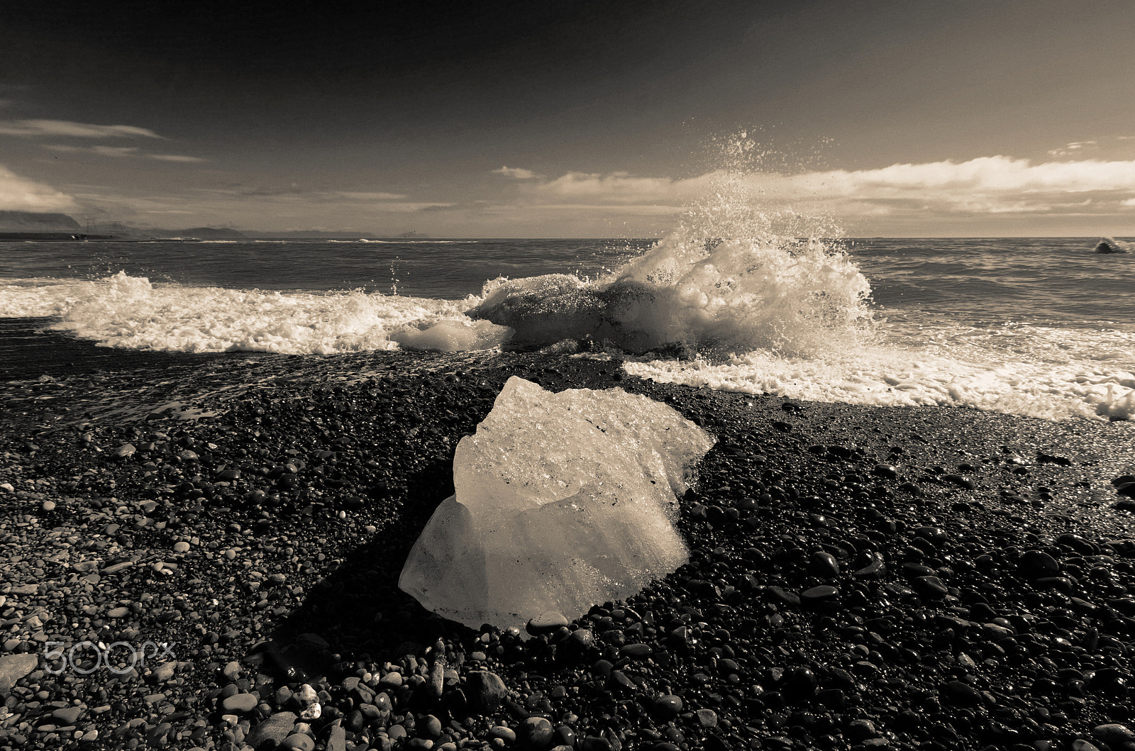 Nikon D7000 sample photo. Left on the beach photography