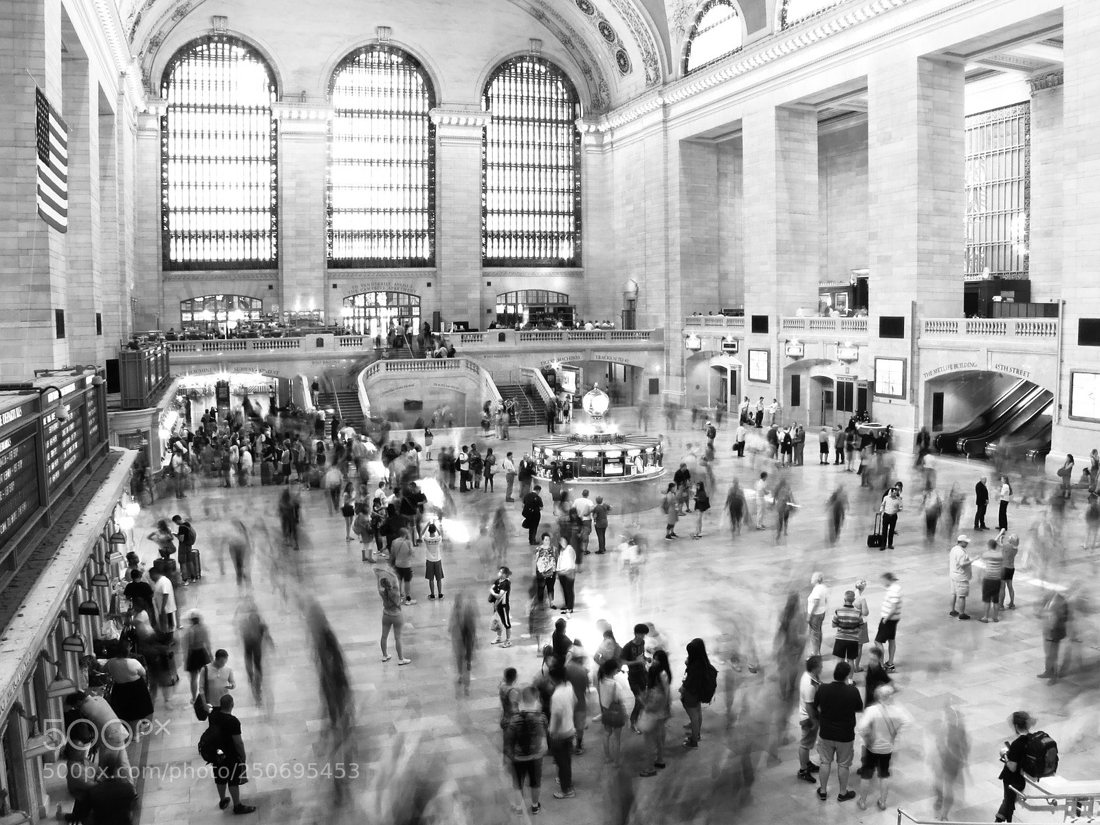 Canon PowerShot SX240 HS sample photo. Grand central photography