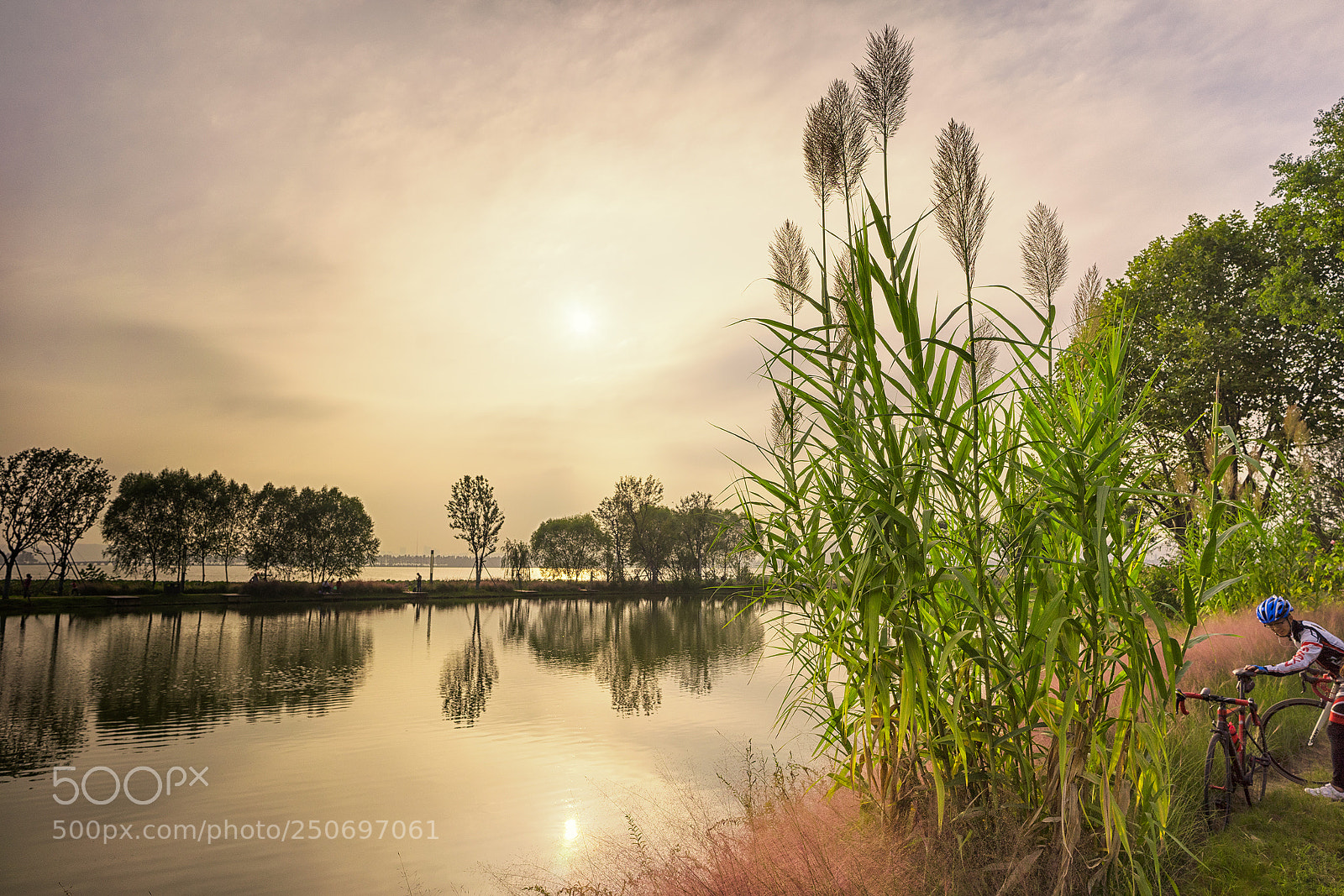Sony a7 sample photo. 东湖落日 photography