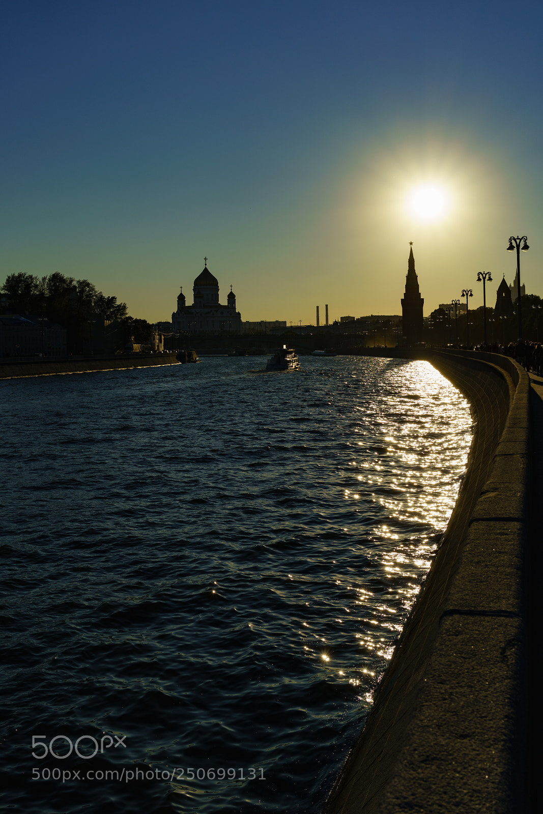 Sony a7R II sample photo. Moscow 10. photography