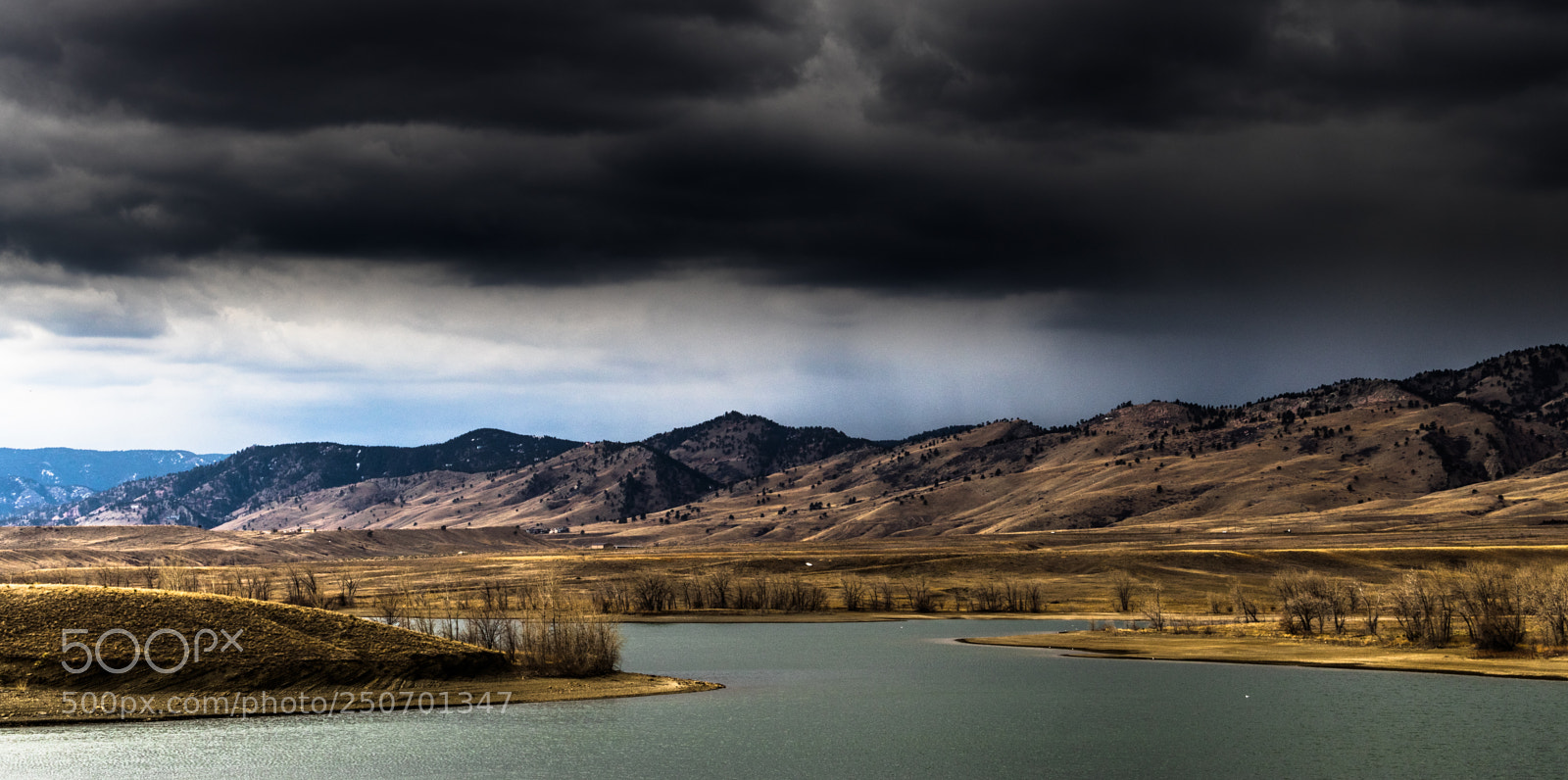 Canon EOS 80D sample photo. Impending weather photography
