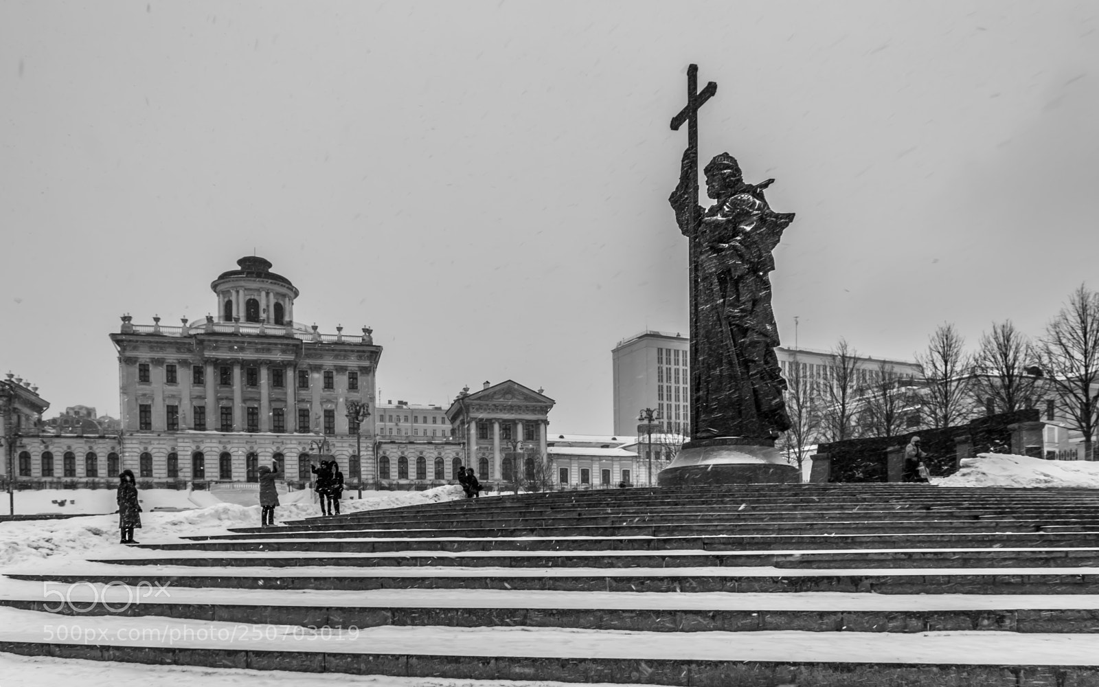 Nikon D5300 sample photo. Monument of vladimir the photography
