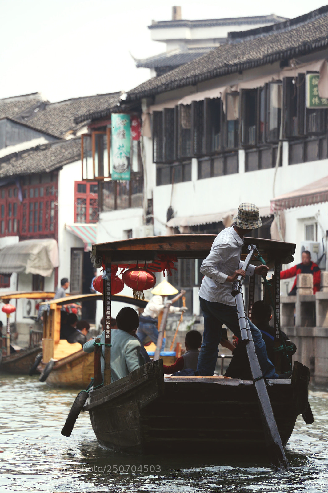 Canon EOS 70D sample photo. Zhujiajiao ancient water town photography
