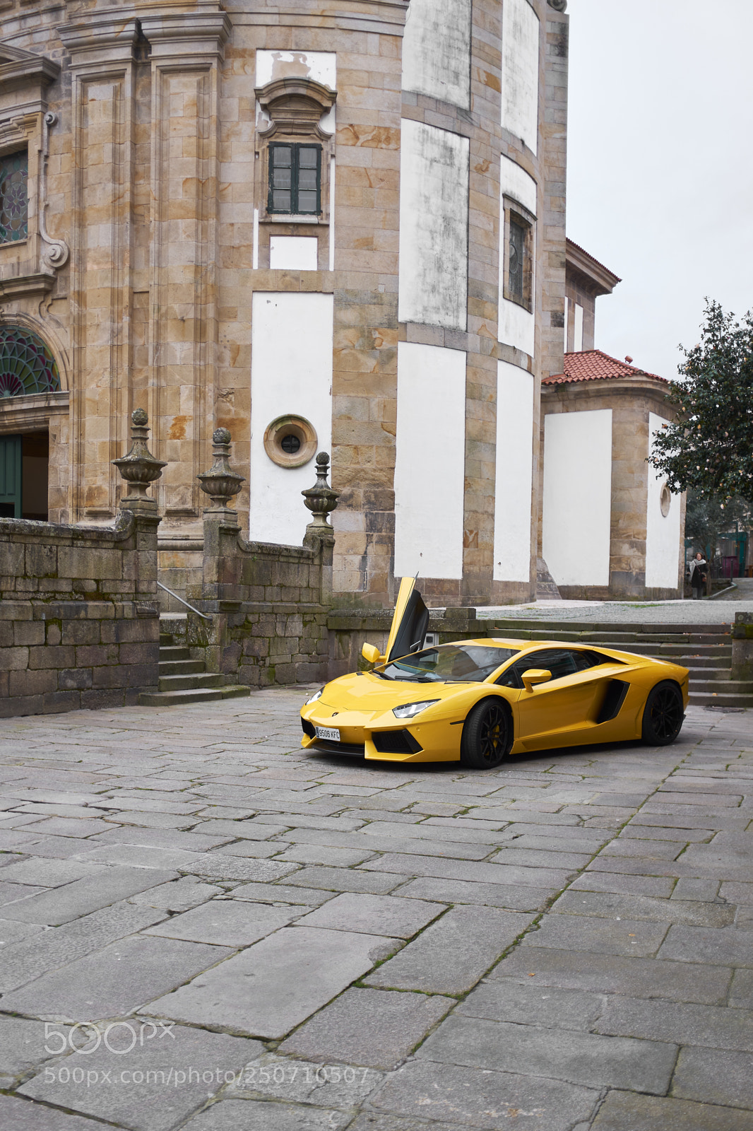 Fujifilm X100F sample photo. Lamborghini photography