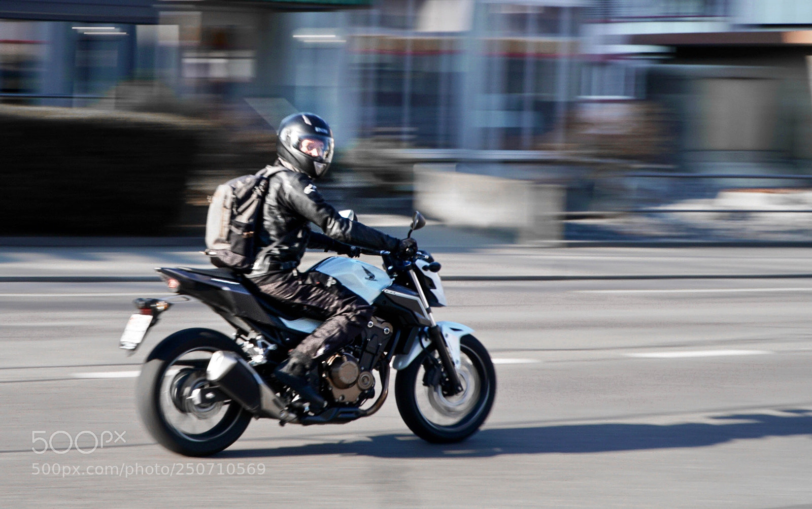 Sony a6300 sample photo.   fast in blur photography