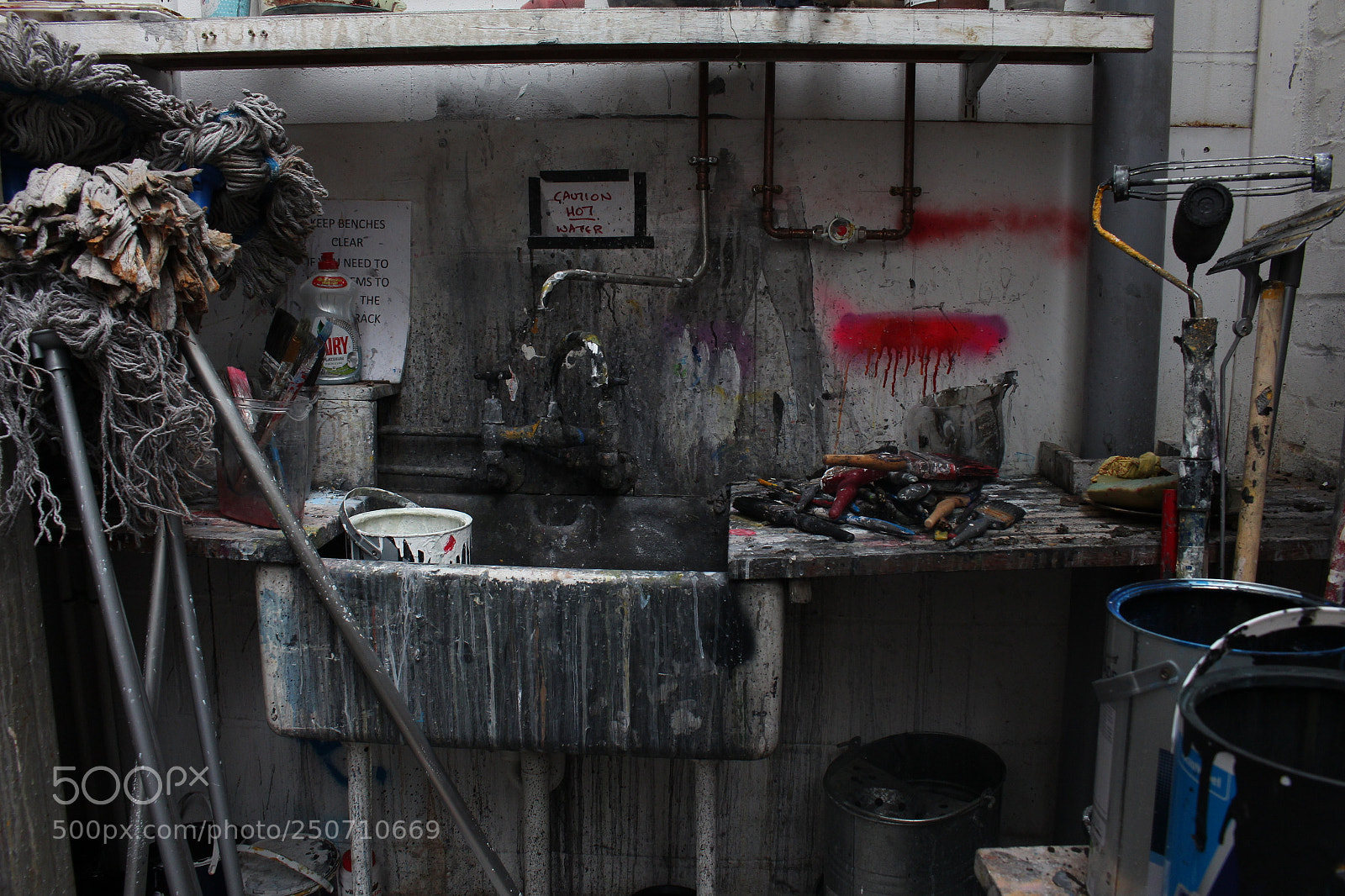 Canon EOS 700D (EOS Rebel T5i / EOS Kiss X7i) sample photo. Workshop photography