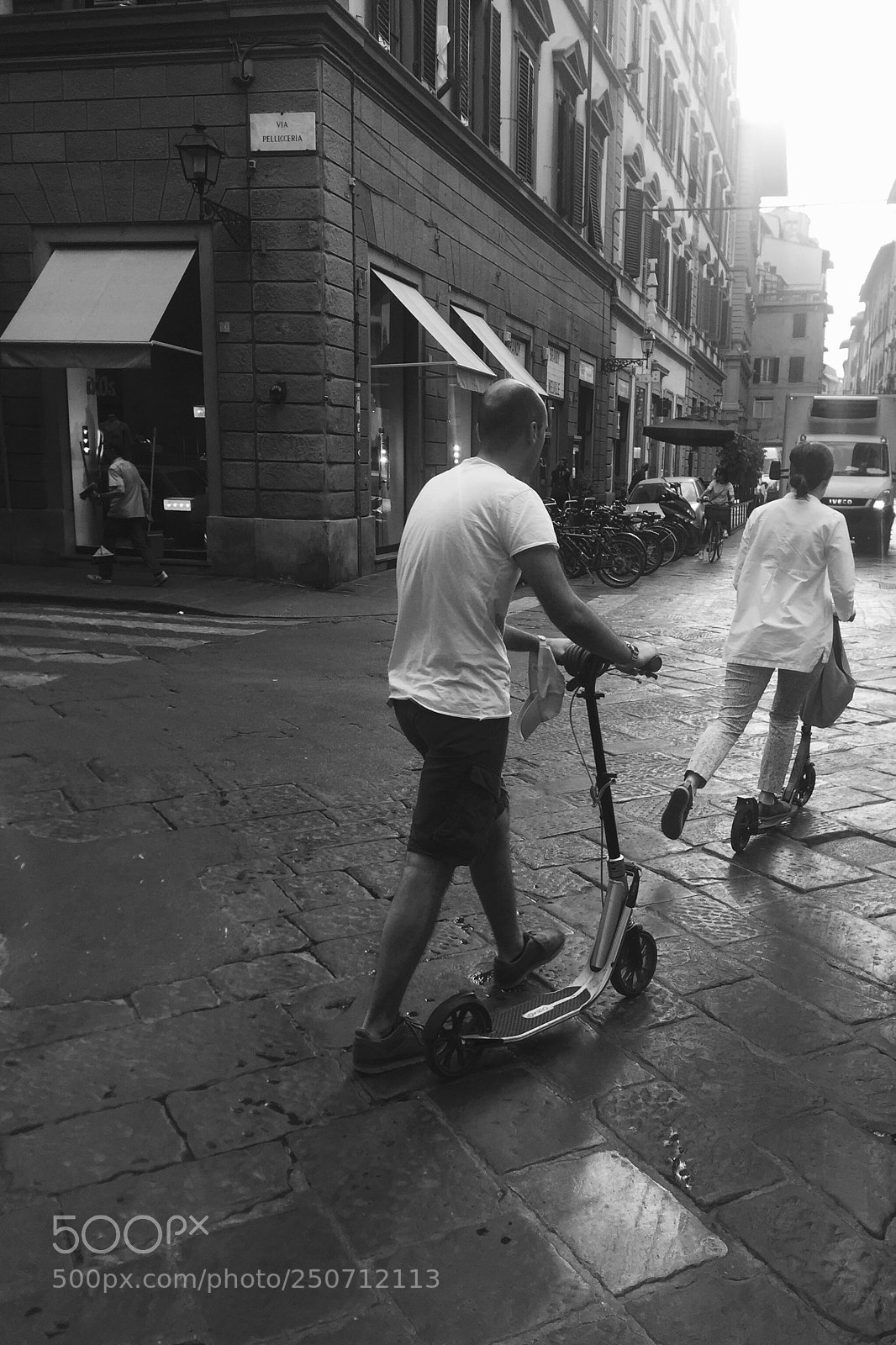 Apple iPhone 6 sample photo. Tourists photography