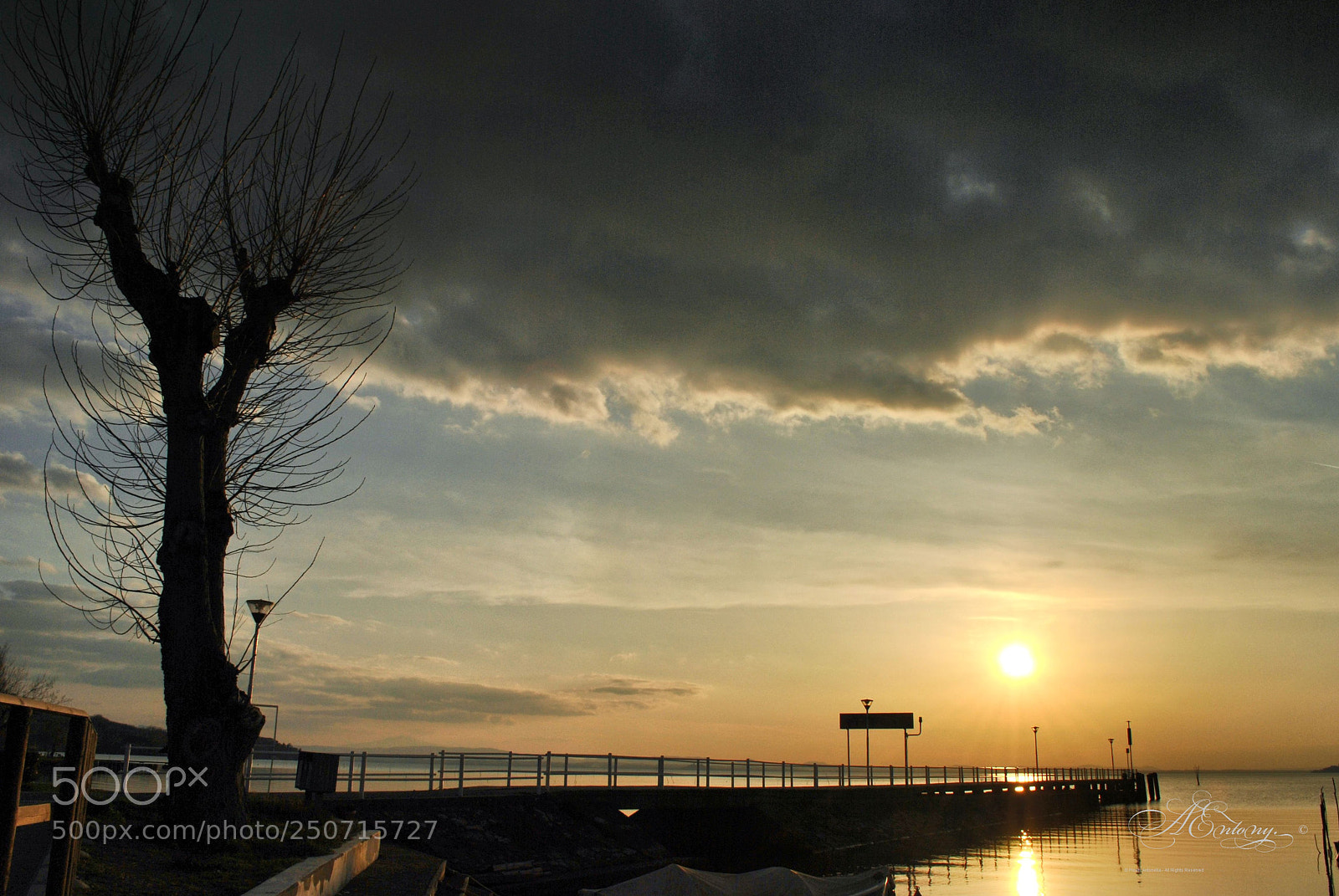 Nikon D3000 sample photo. Guardando le nuvole... photography