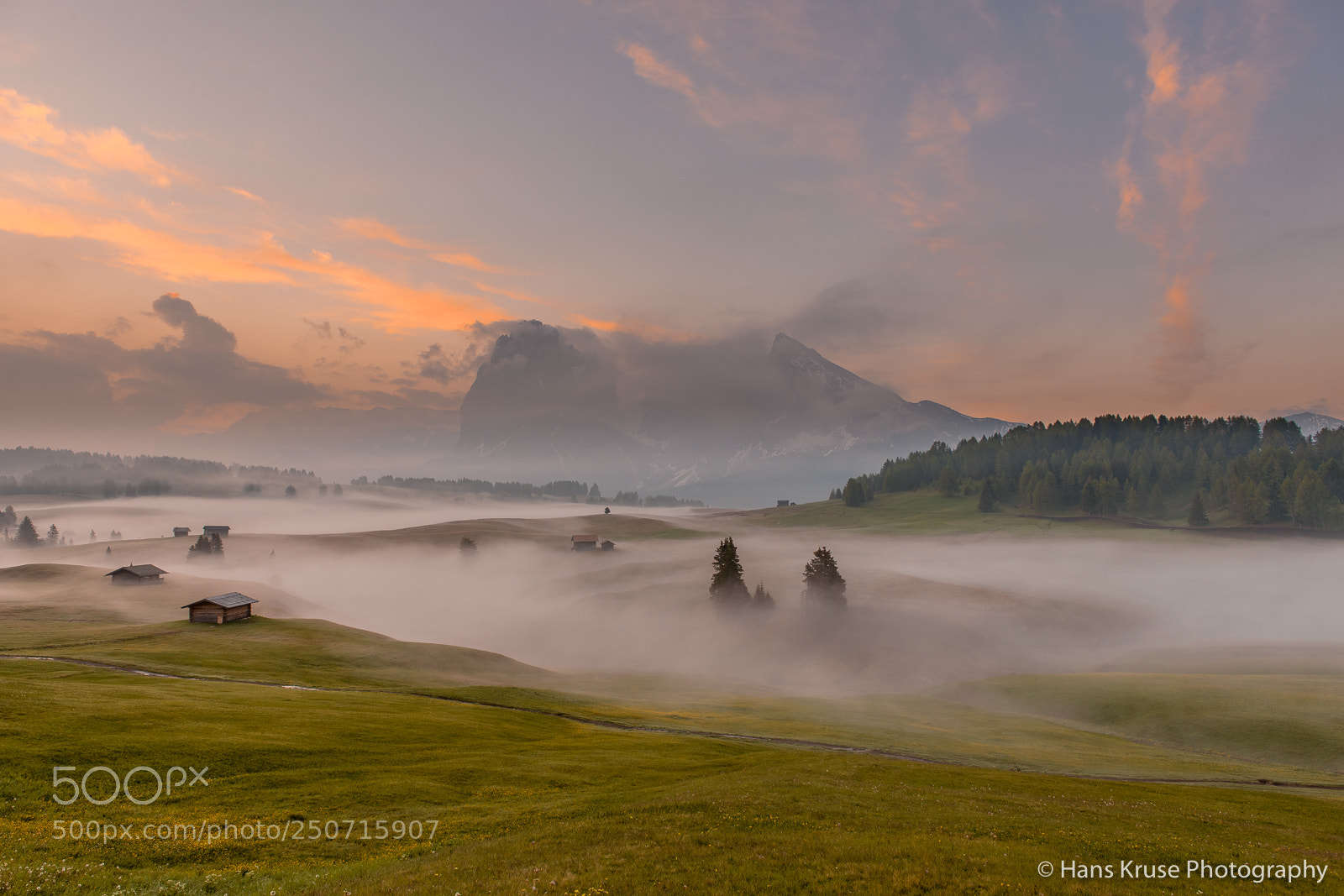 Canon EOS-1Ds Mark III sample photo. Morning in alpe di photography