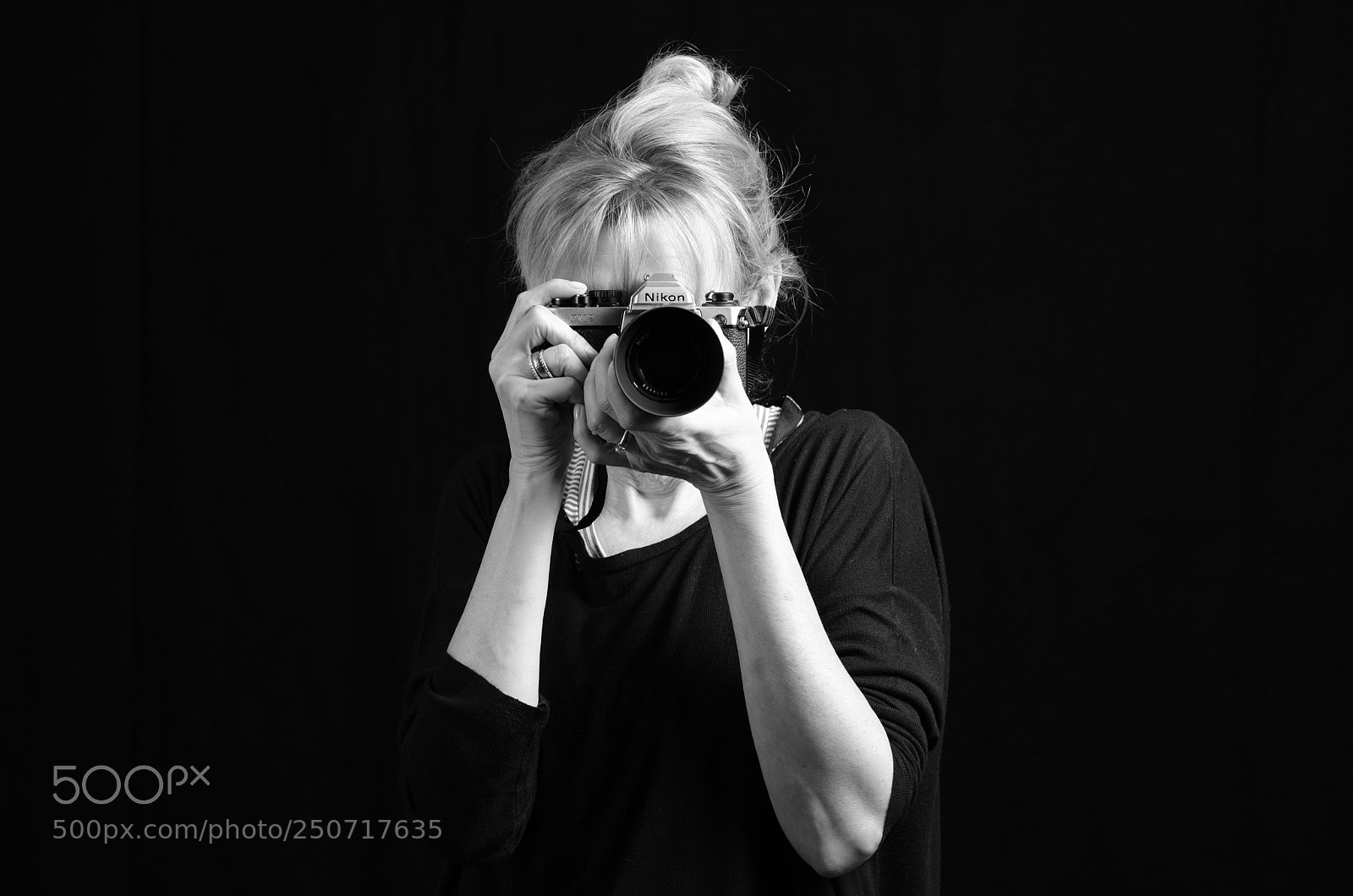 Fujifilm X-Pro2 sample photo. Nikon girl photography