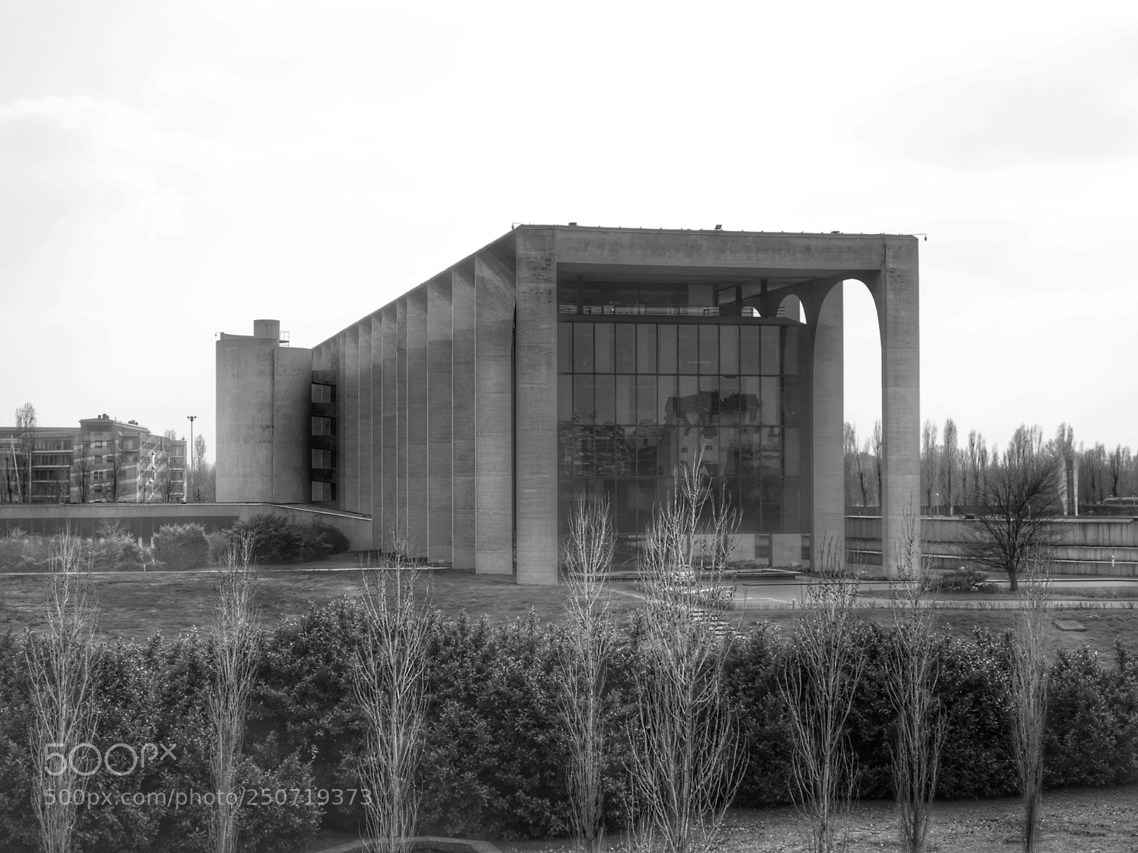 Sony Cyber-shot DSC-RX100 sample photo. Mondadori building segrate by photography