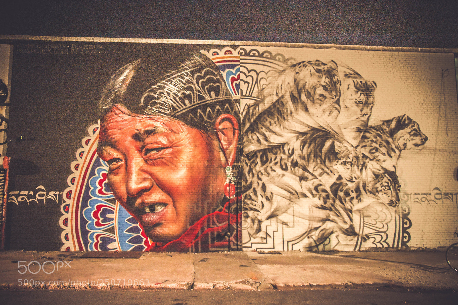 Nikon D7200 sample photo. The street is talking photography