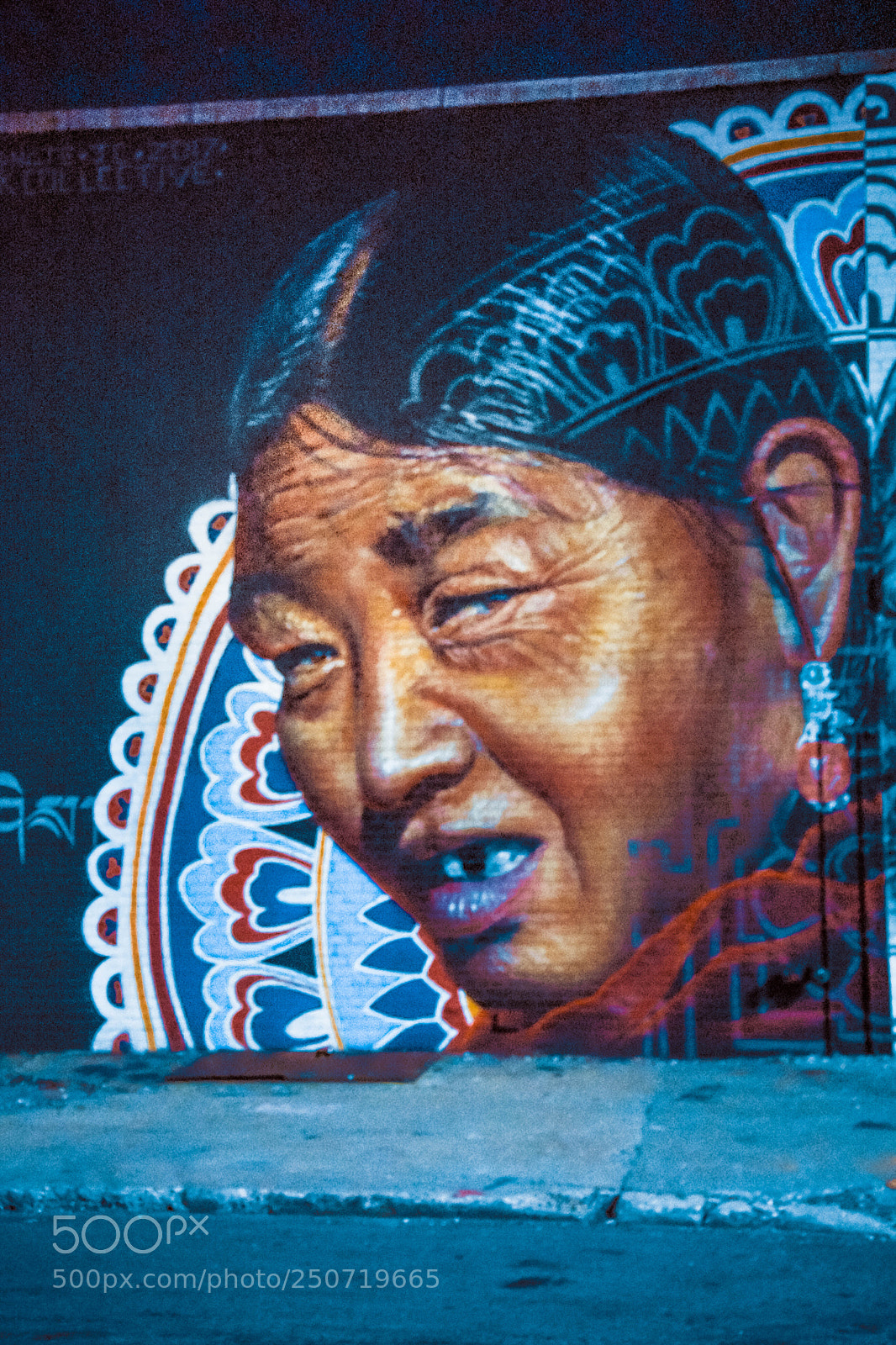 Nikon D7200 sample photo. The street is talking photography