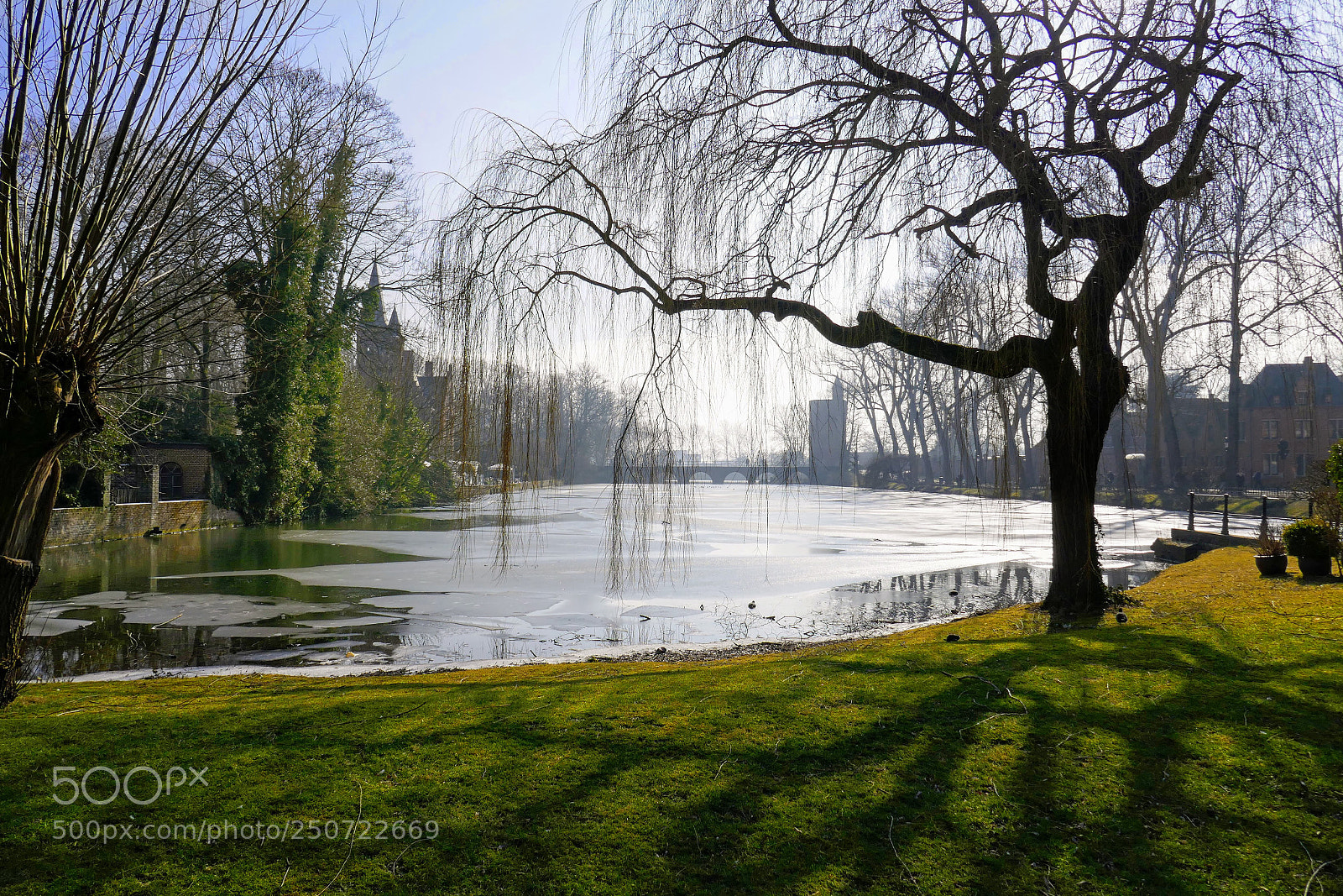 Panasonic Lumix DMC-ZS100 (Lumix DMC-TZ100) sample photo. Minnewater lake in bruges photography