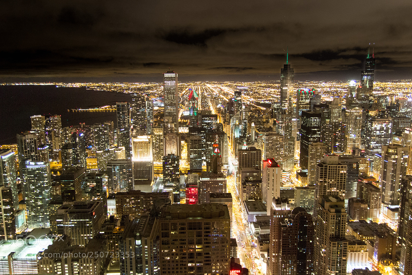 Canon EOS 600D (Rebel EOS T3i / EOS Kiss X5) sample photo. Chicago rooftop photography