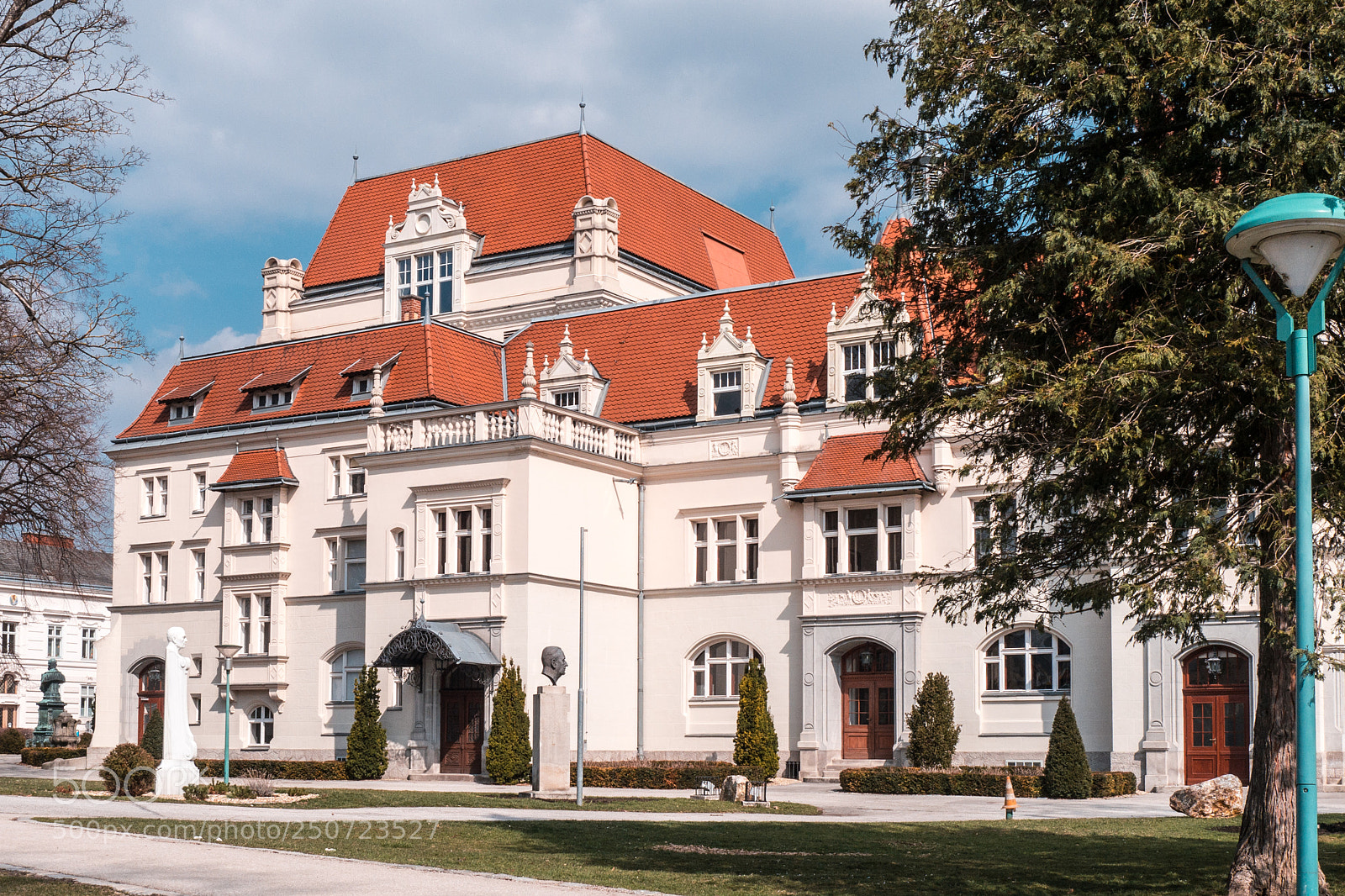 Panasonic Lumix DMC-G6 sample photo. Stadttheater berndorf photography