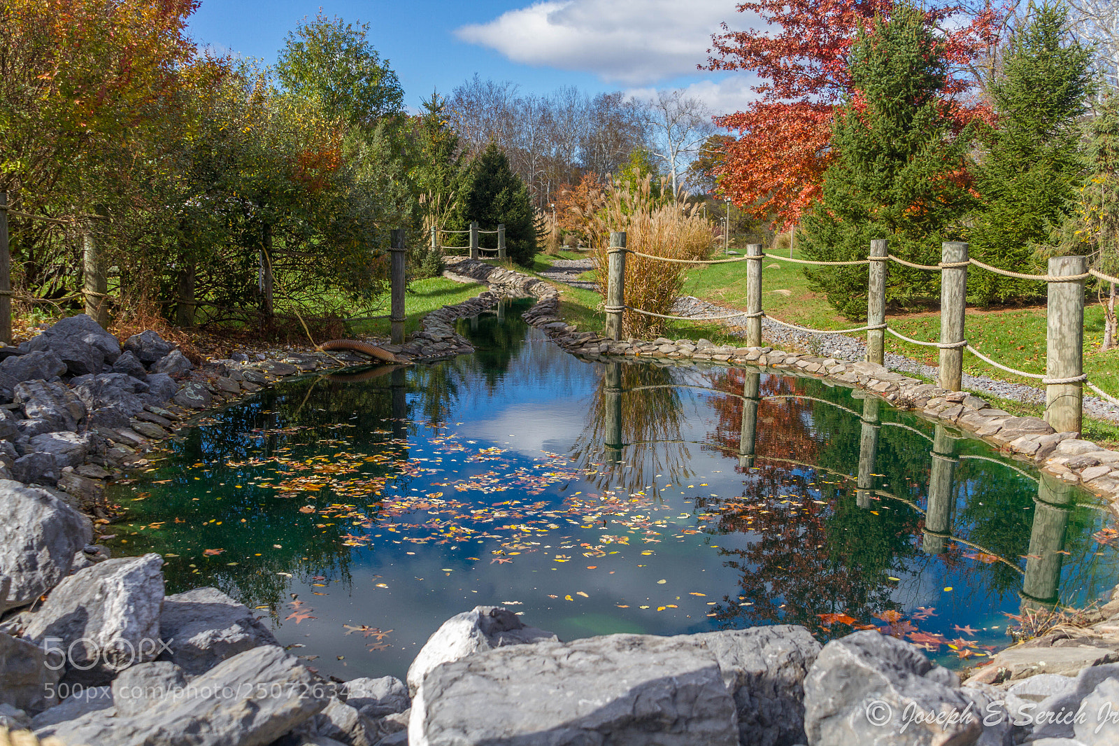 Canon EOS 7D sample photo. Mini golf fall photography