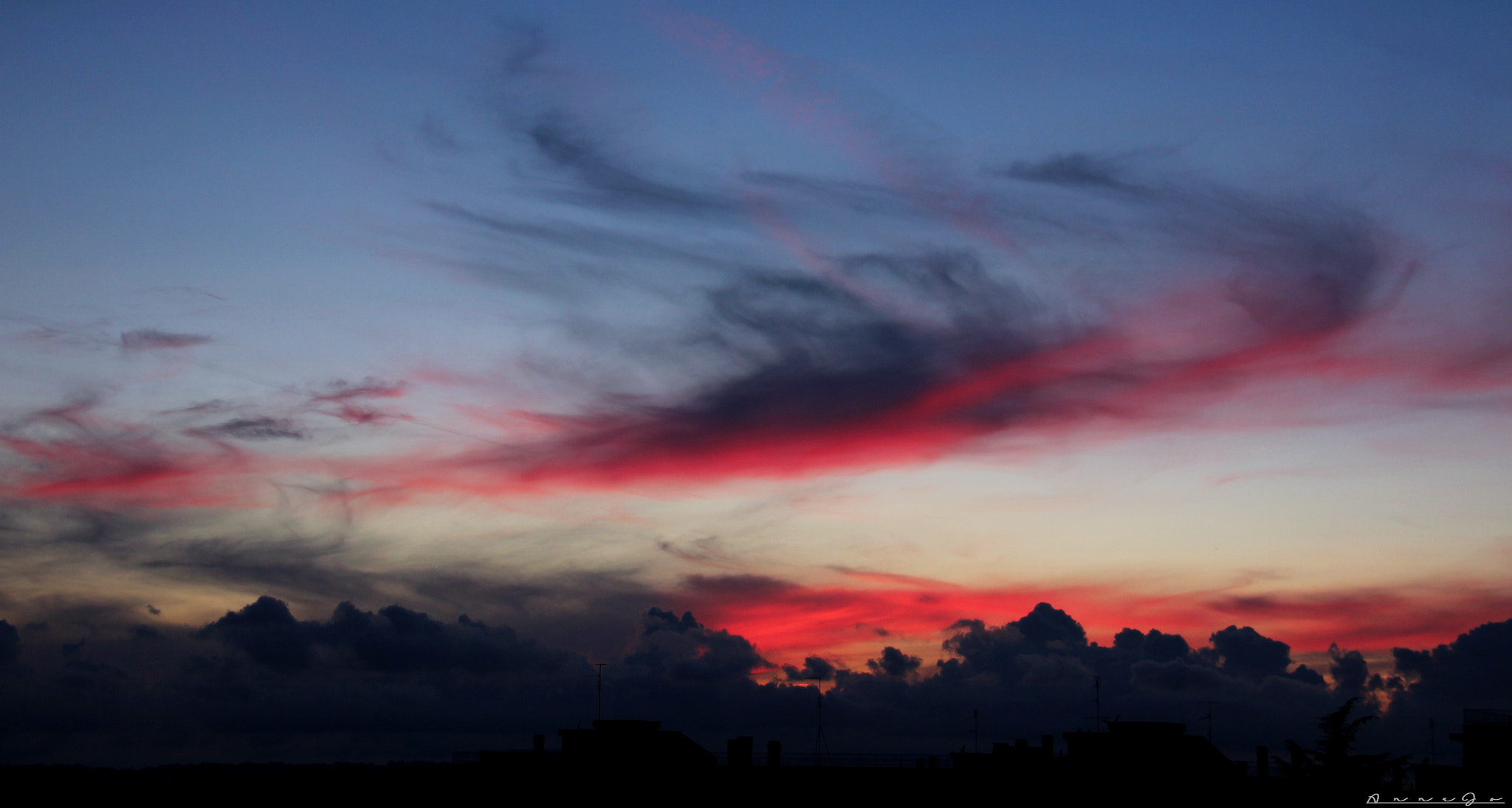 Canon EF-S 18-200mm F3.5-5.6 IS sample photo. Flame photography