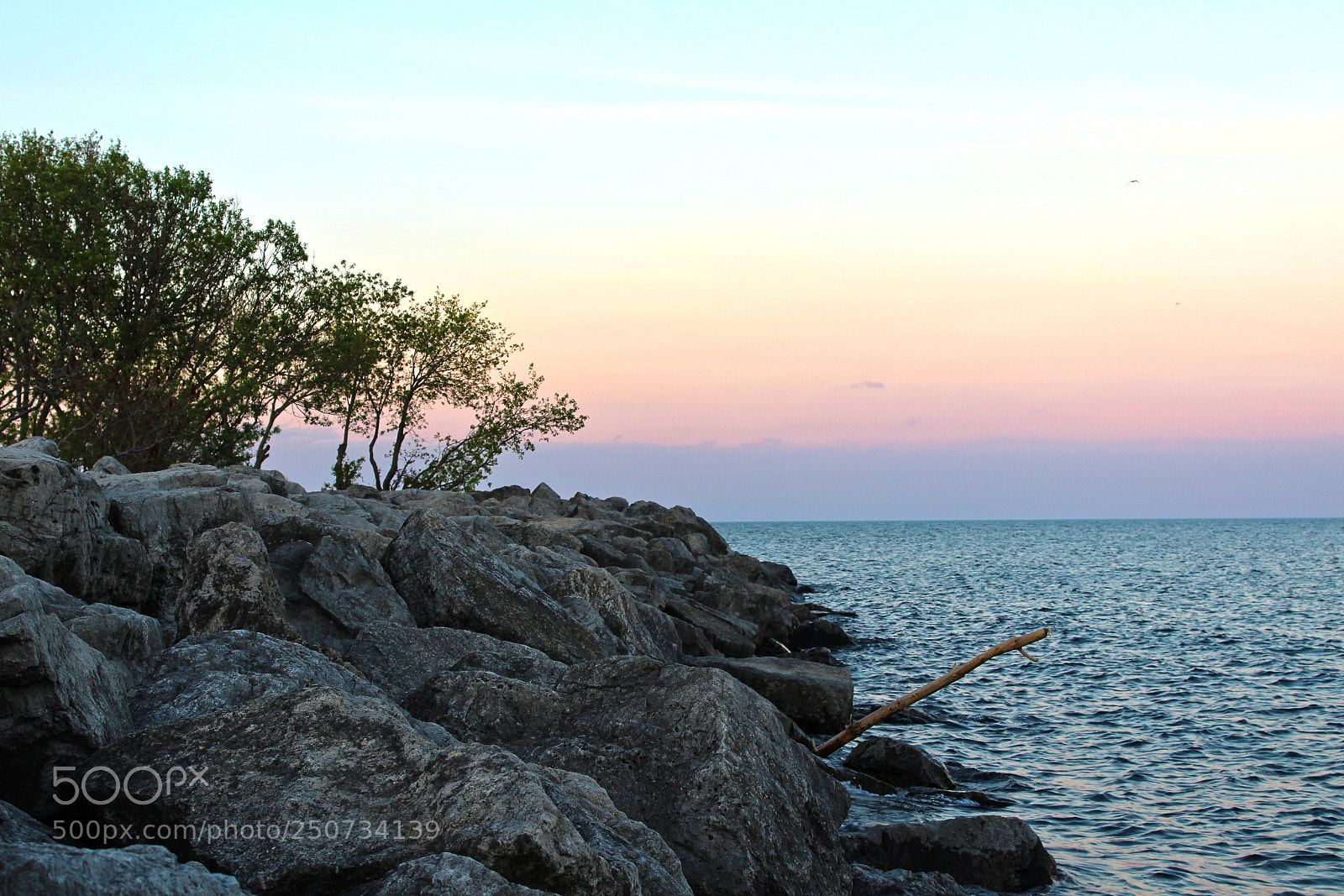 Canon EOS 1200D (EOS Rebel T5 / EOS Kiss X70 / EOS Hi) sample photo. Rocks on the lake photography