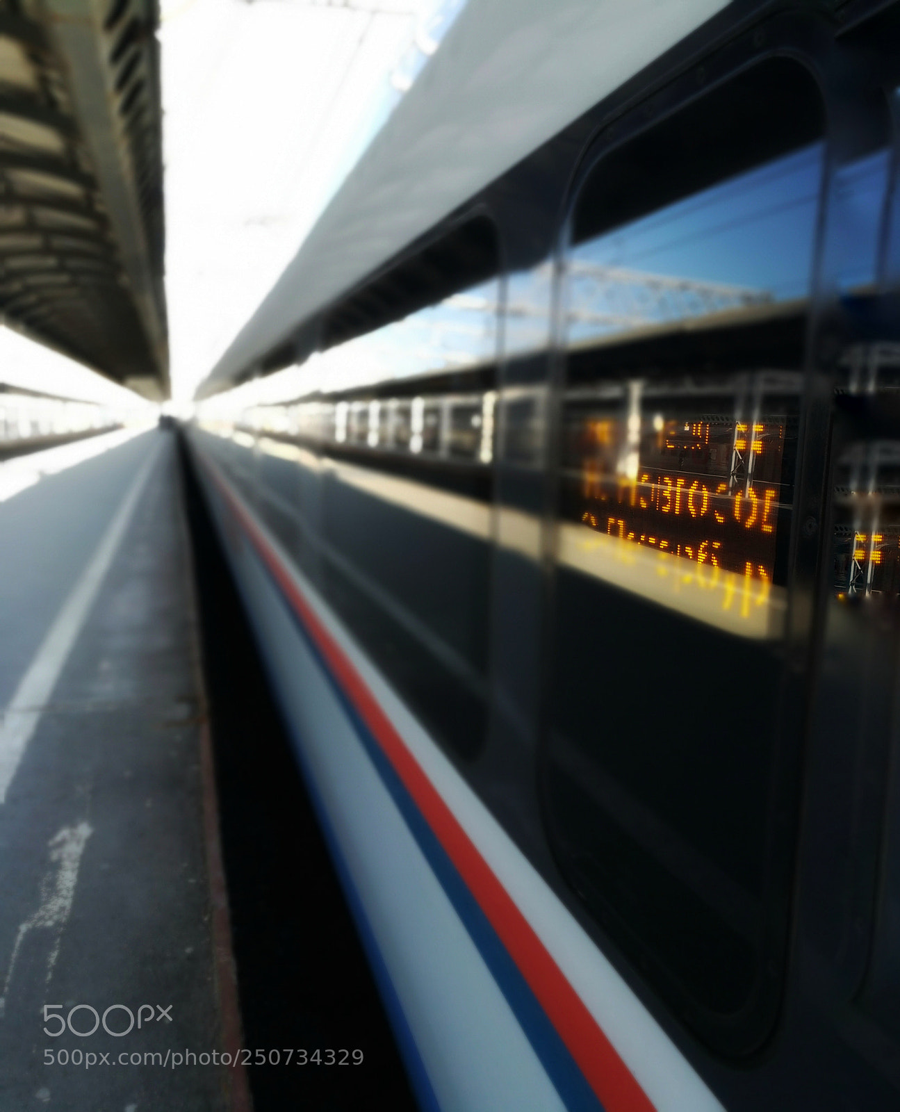 HUAWEI honor 6x sample photo. Train photography