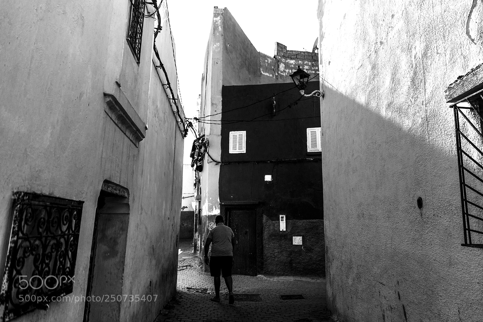 Pentax K-5 sample photo. L'homme qui s'en va photography