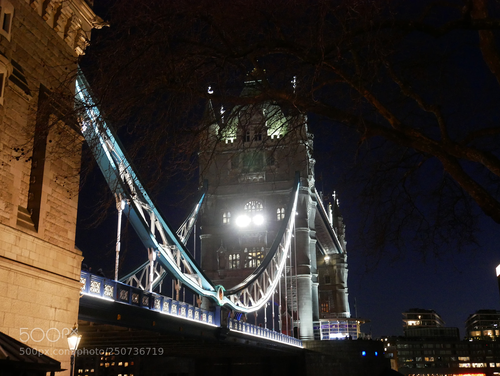 Panasonic Lumix DMC-GX85 (Lumix DMC-GX80 / Lumix DMC-GX7 Mark II) sample photo. Tower bridge photography