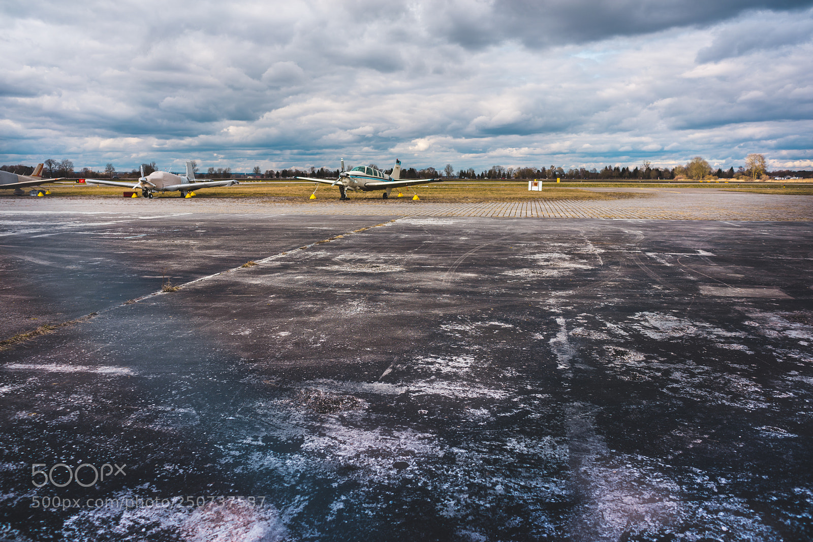 Sony a7R sample photo. Privat airport photography