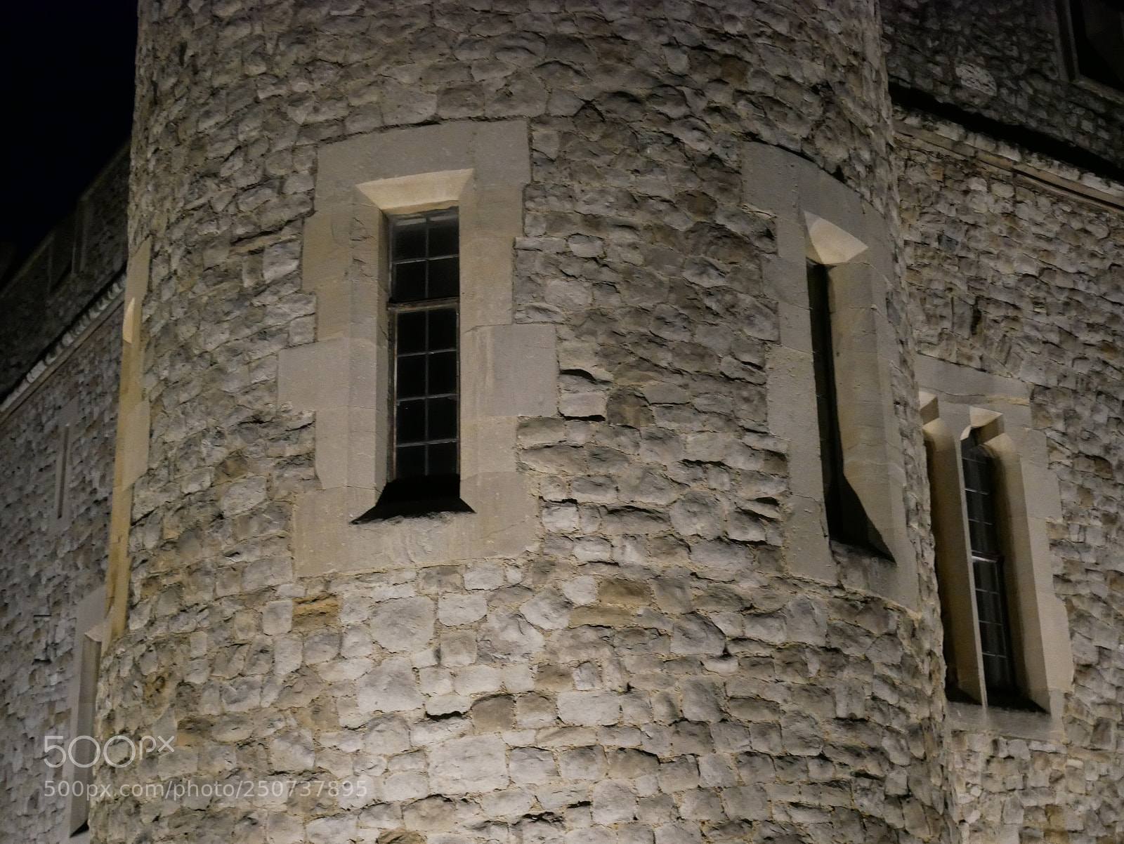 Panasonic Lumix DMC-GX85 (Lumix DMC-GX80 / Lumix DMC-GX7 Mark II) sample photo. Tower of london photography