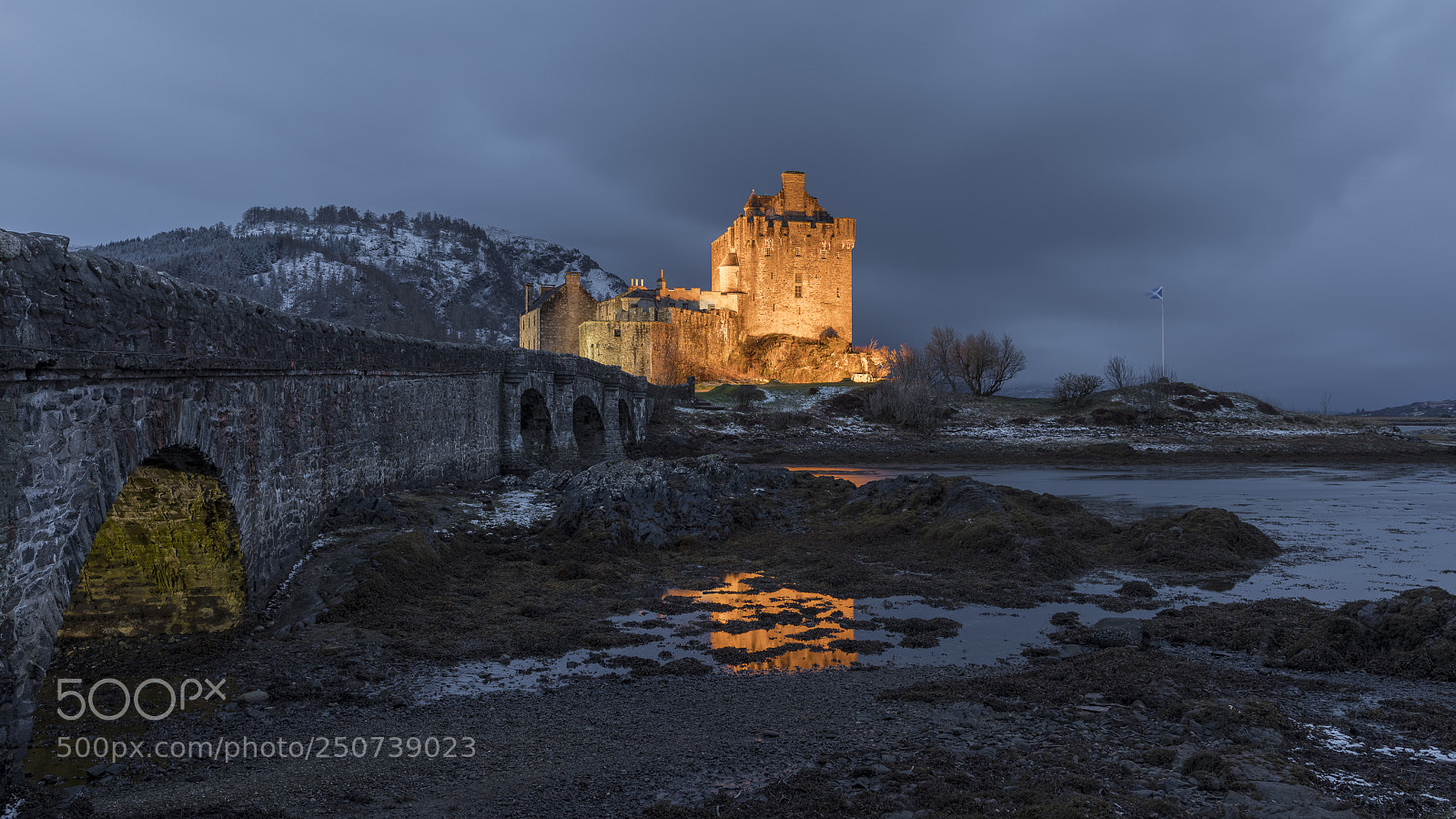 Canon EOS 5D Mark IV sample photo. Blue hour ... photography