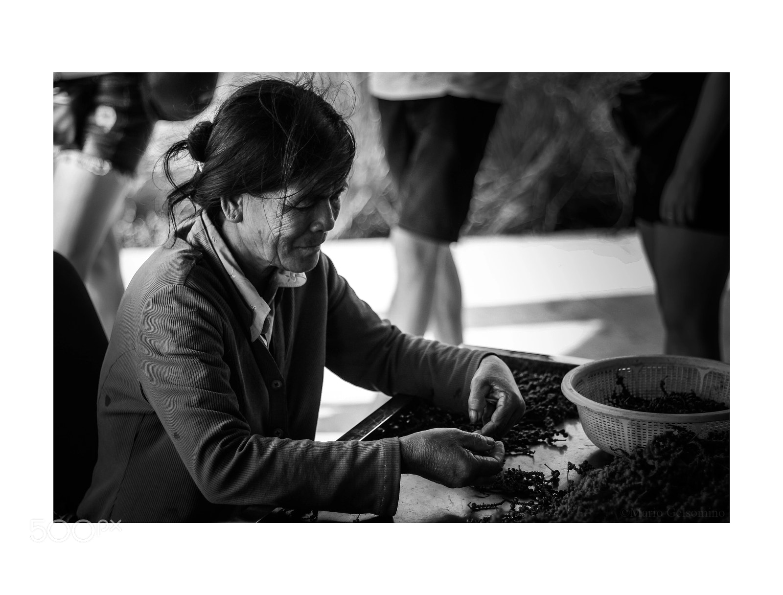 Canon EOS 60D sample photo. Old lady cambodia photography