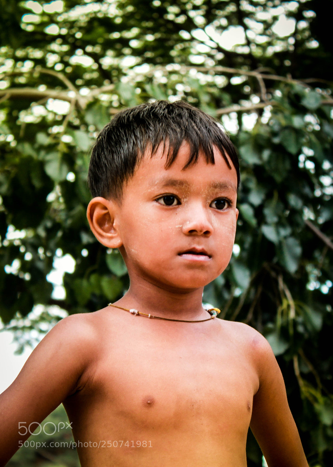 Canon EOS 500D (EOS Rebel T1i / EOS Kiss X3) sample photo. Kid of myanmar photography