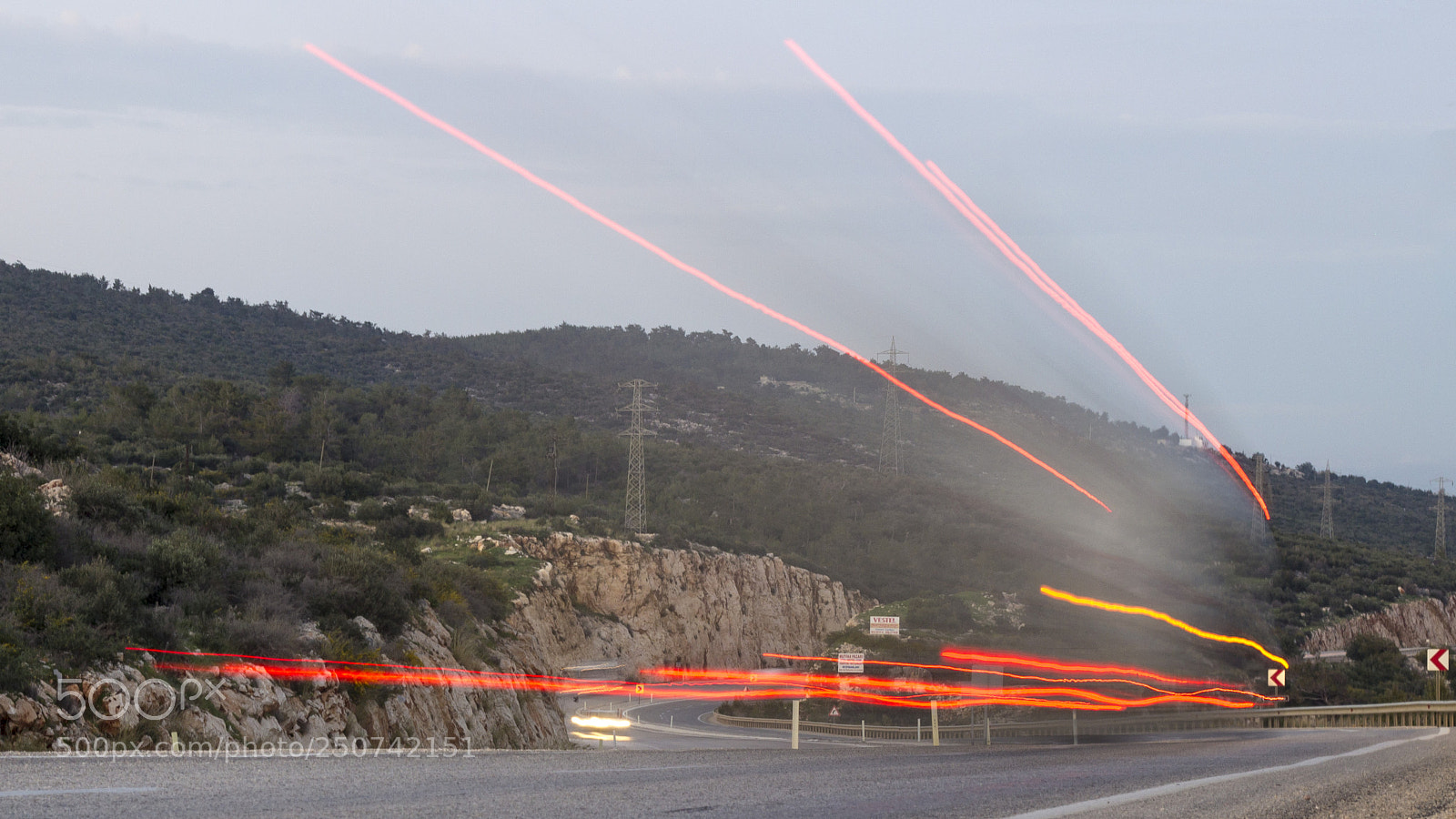 Canon EOS 600D (Rebel EOS T3i / EOS Kiss X5) sample photo. Massless momentum photography
