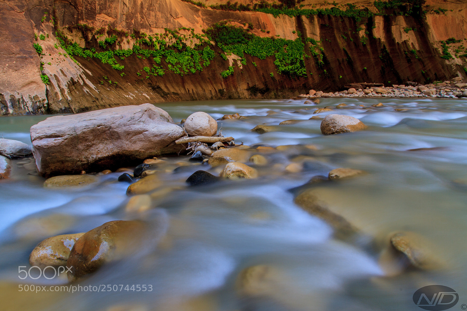Canon EOS 7D sample photo. Narrows photography