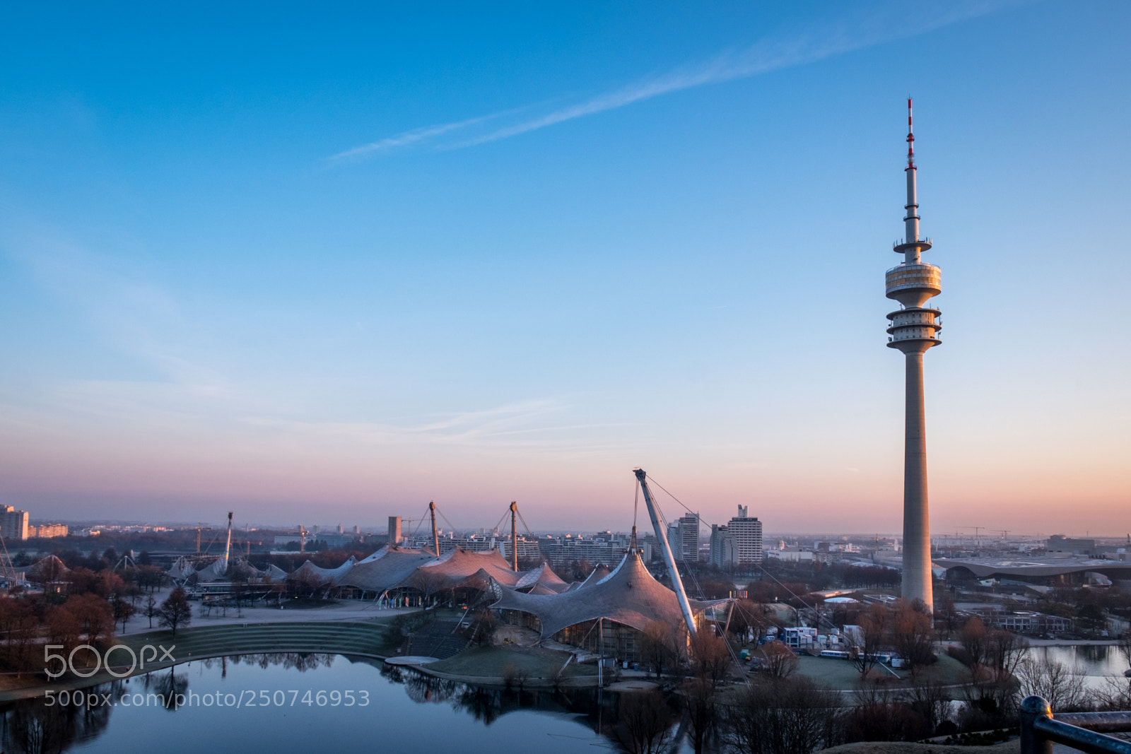 Fujifilm X-E2 sample photo. Sunrise at olympiapark photography