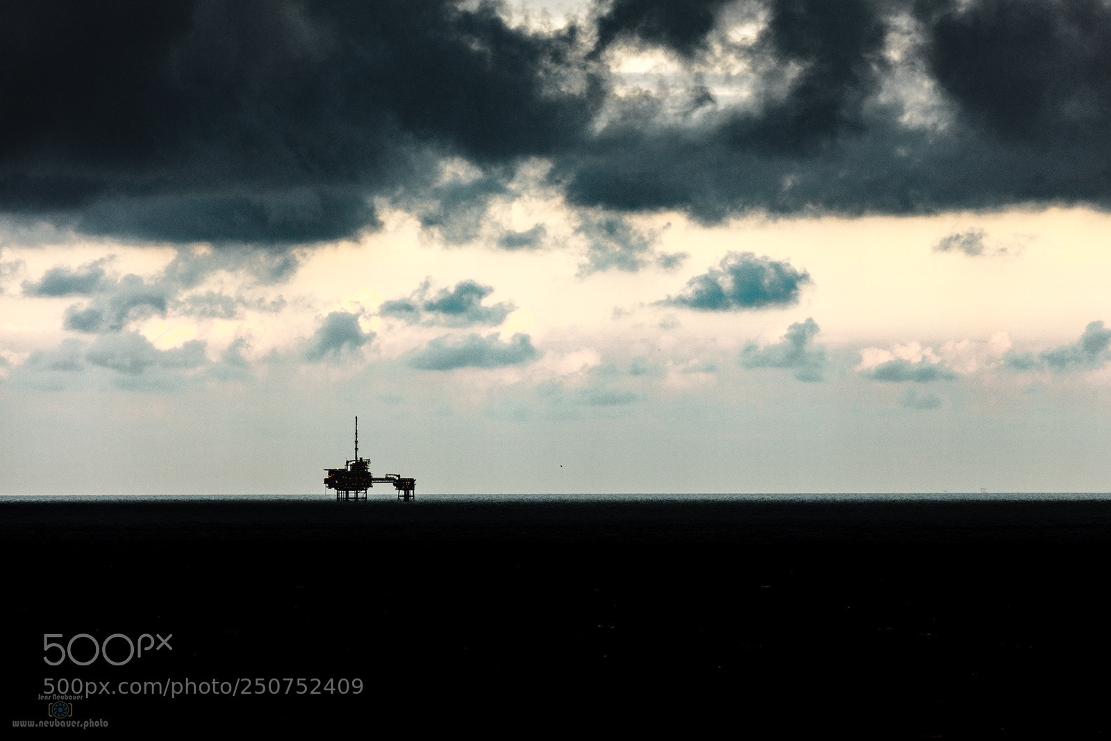Canon EOS 5DS sample photo. Minimalistisch photography