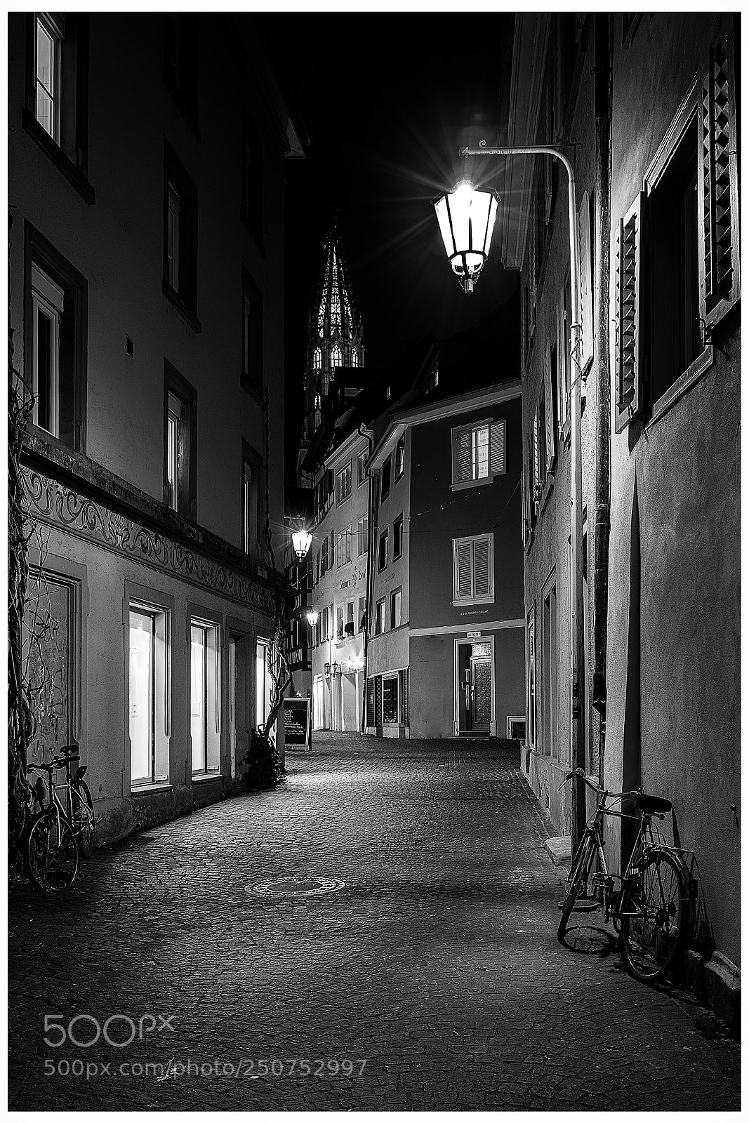 Sony a7 II sample photo. Alleyway b/w photography