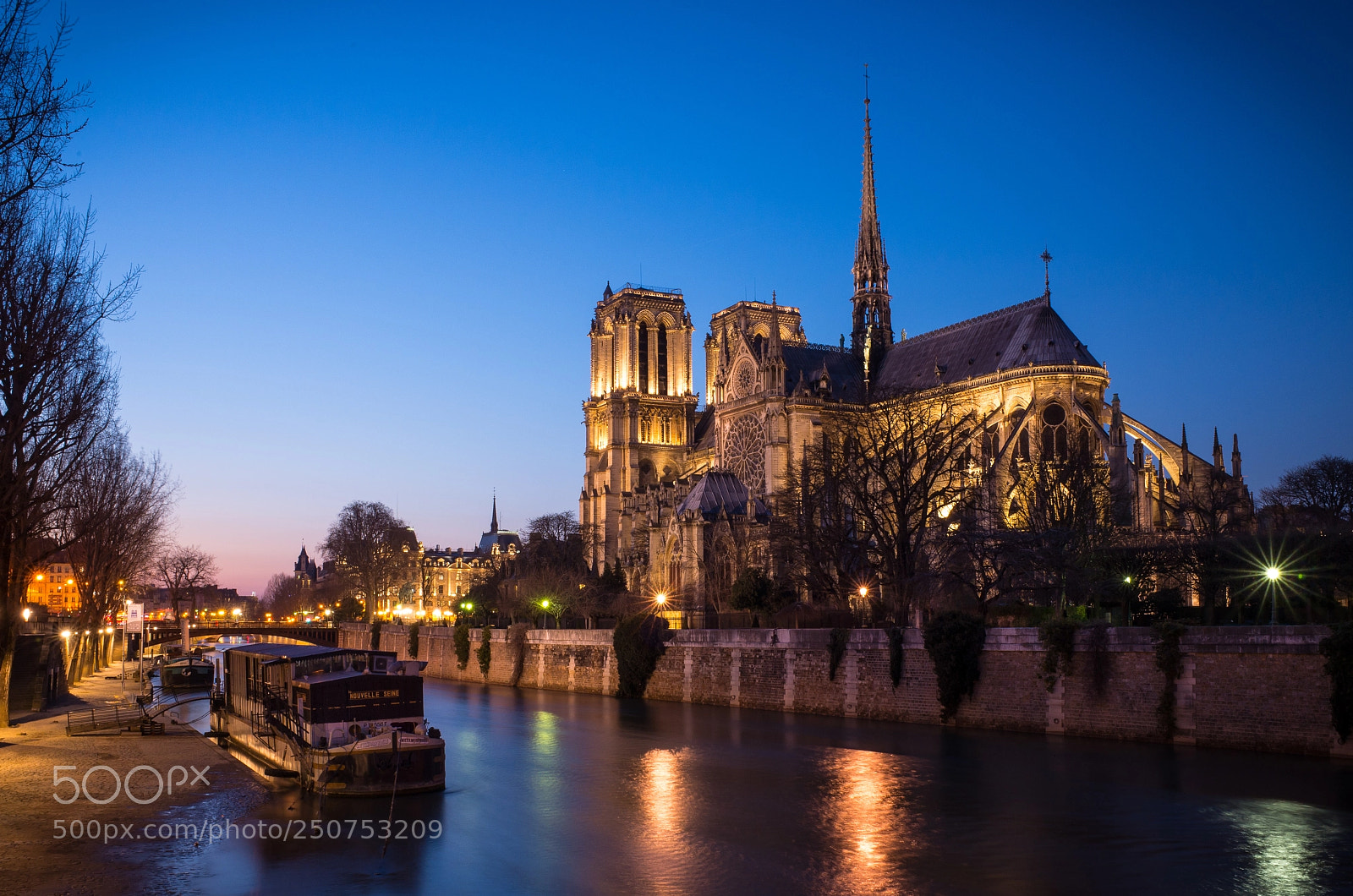 Ricoh GR sample photo. Seine river and notre-dame photography