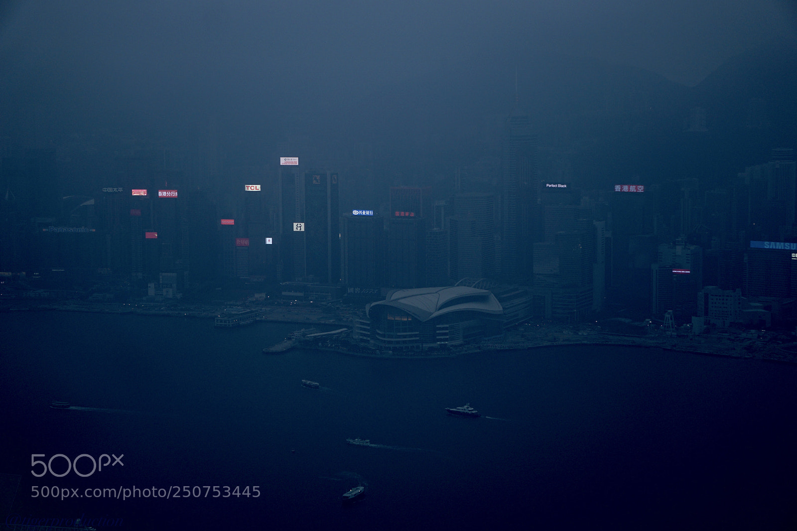 Sony a6000 sample photo. Blue city photography
