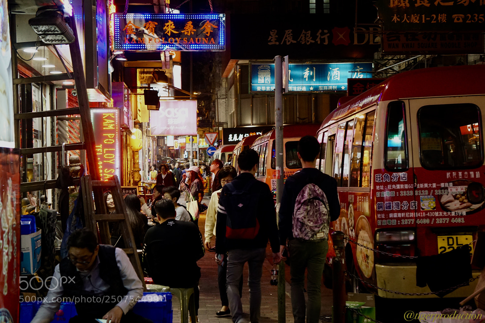 Sony a6000 sample photo. On the street photography
