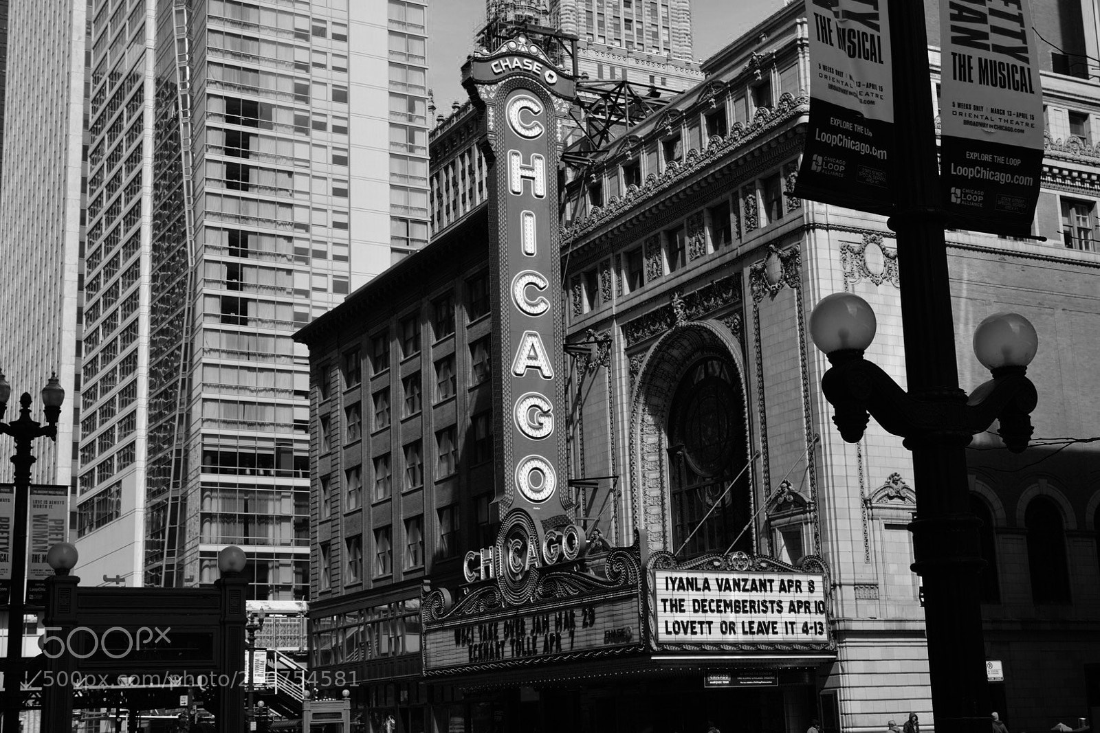 Nikon D7100 sample photo. The chicago theartre photography