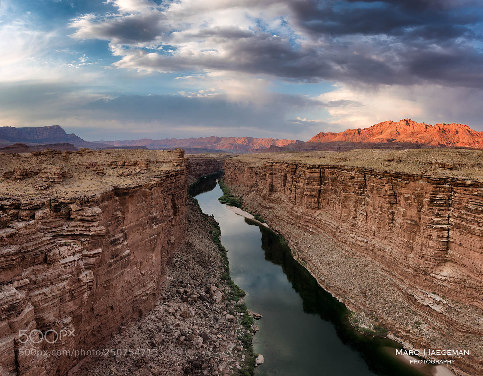 Nikon D800 sample photo. Lightplay in marble canyon photography