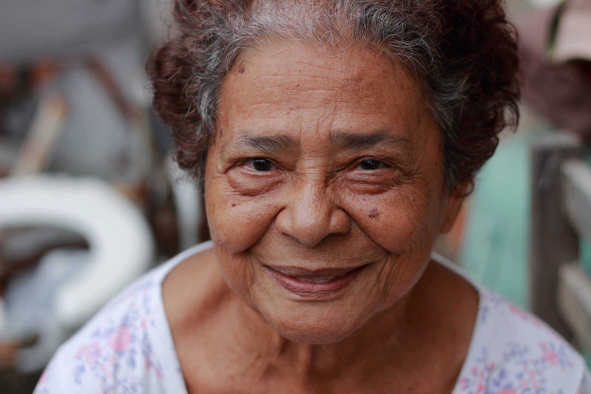 Canon EOS 1300D (EOS Rebel T6 / EOS Kiss X80) sample photo. And she smiled photography