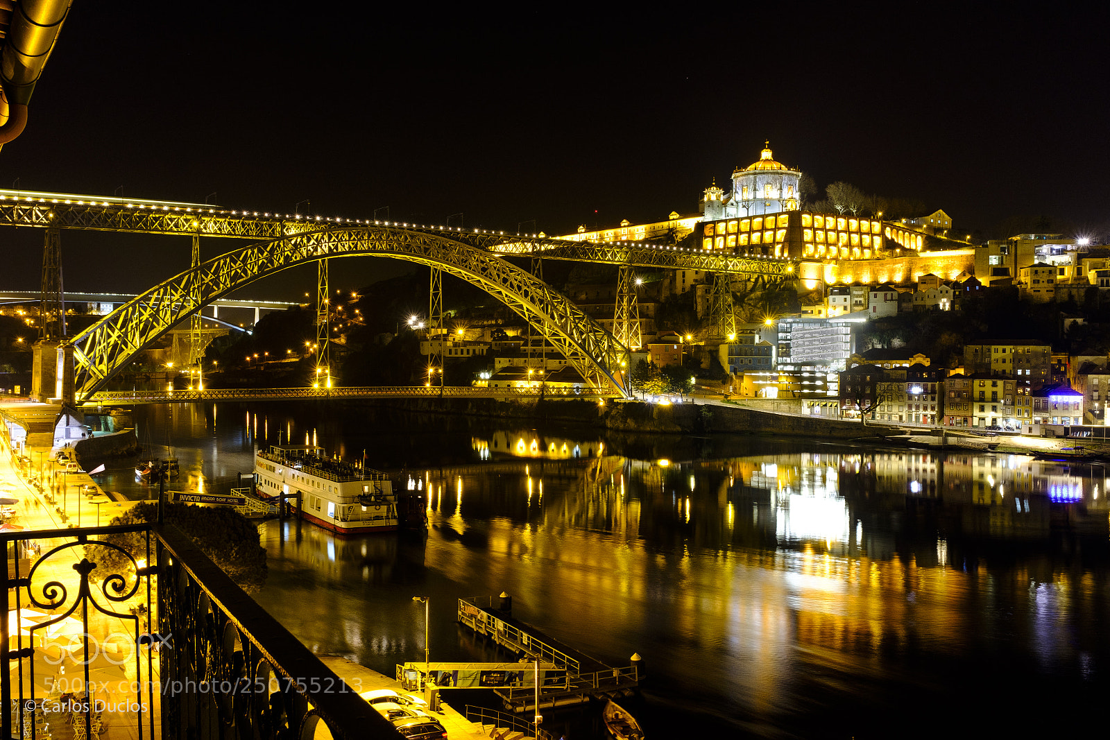 Fujifilm X100F sample photo. Oporto dorado photography