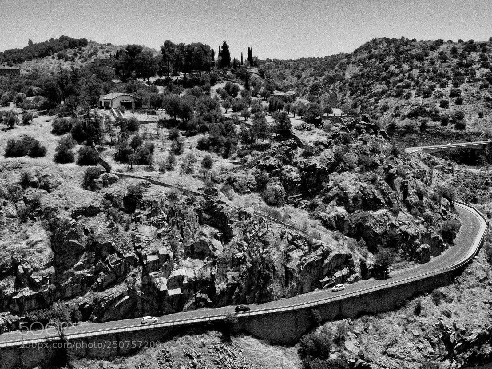 Olympus OM-D E-M1 sample photo. Midday heat in toledo photography