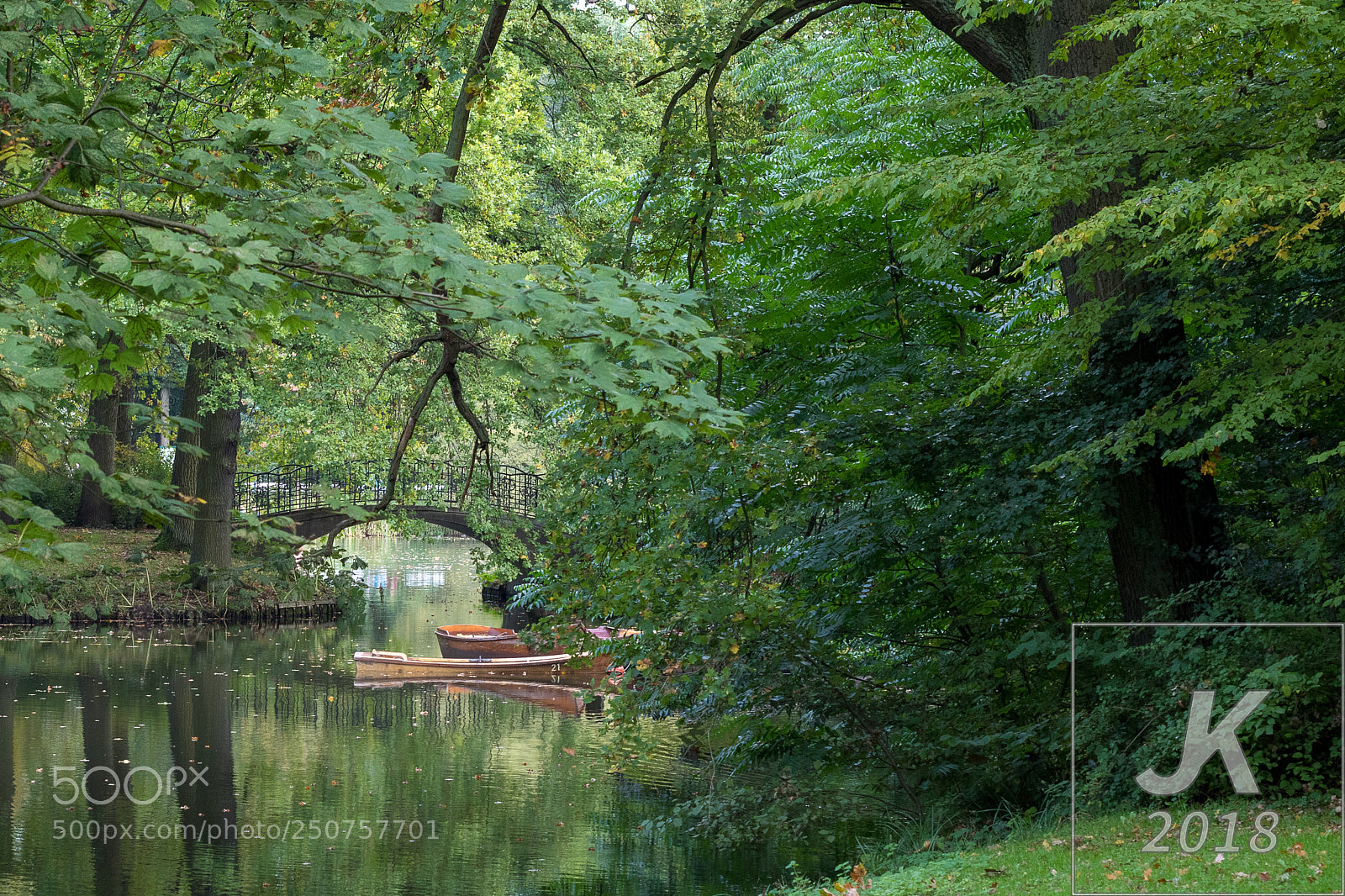 Canon EOS 7D Mark II sample photo. Bürgerpark photography