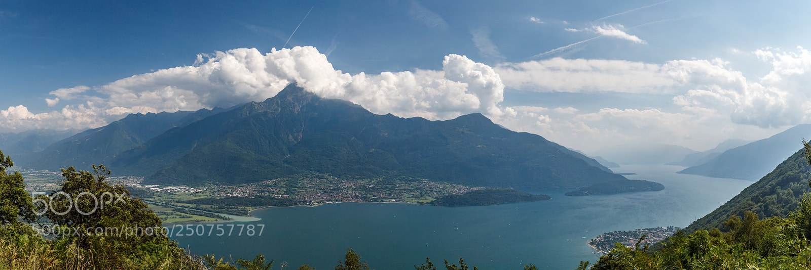 Canon EOS 550D (EOS Rebel T2i / EOS Kiss X4) sample photo. 'lake como' photography