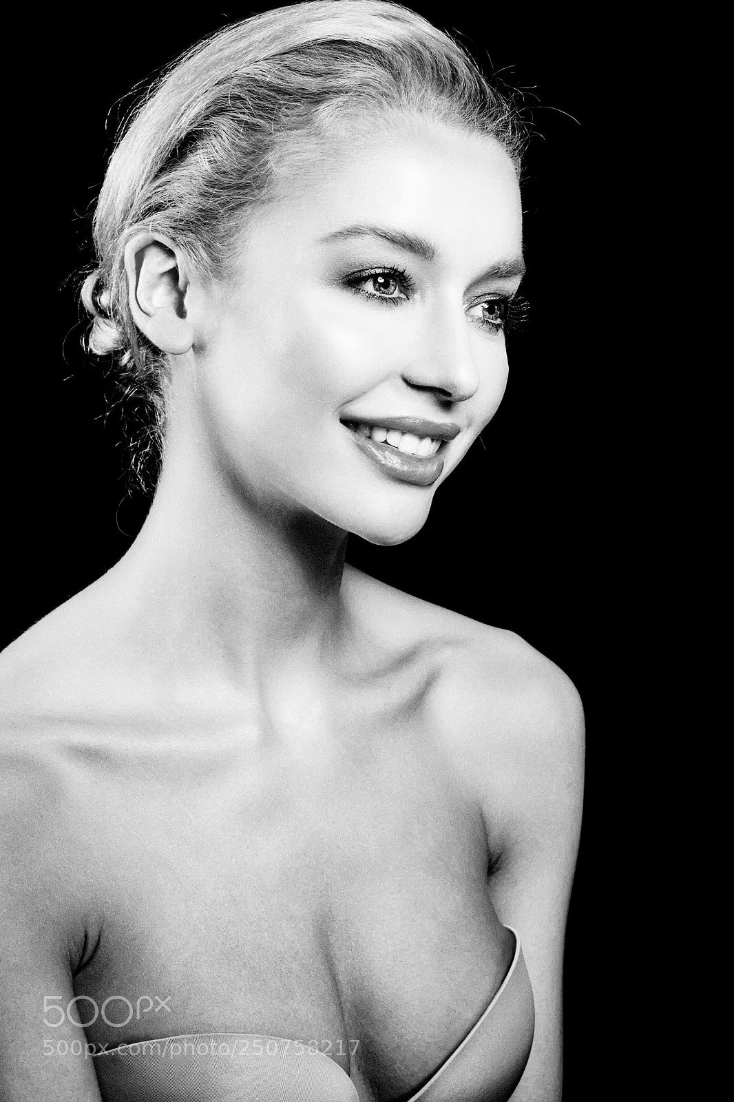 Nikon D810 sample photo. Laura photography