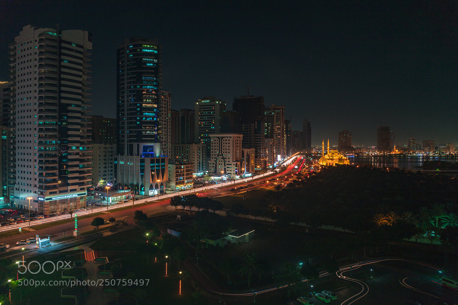 Canon EOS 5DS R sample photo. Traffic at night photography